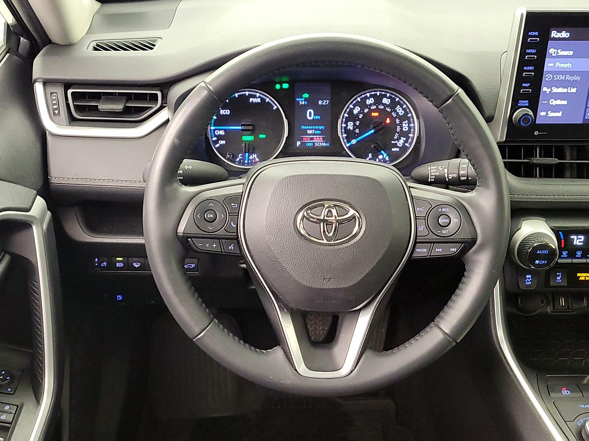 Thumbnail: 2022 Toyota RAV4 - 10