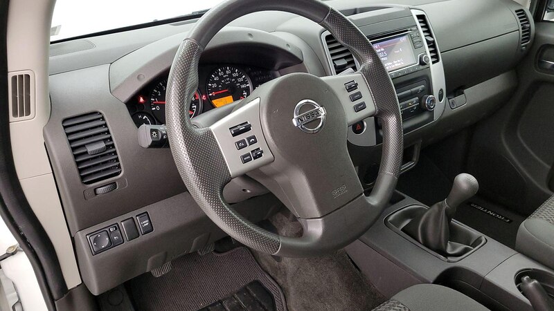 2018 Nissan Frontier SV 9