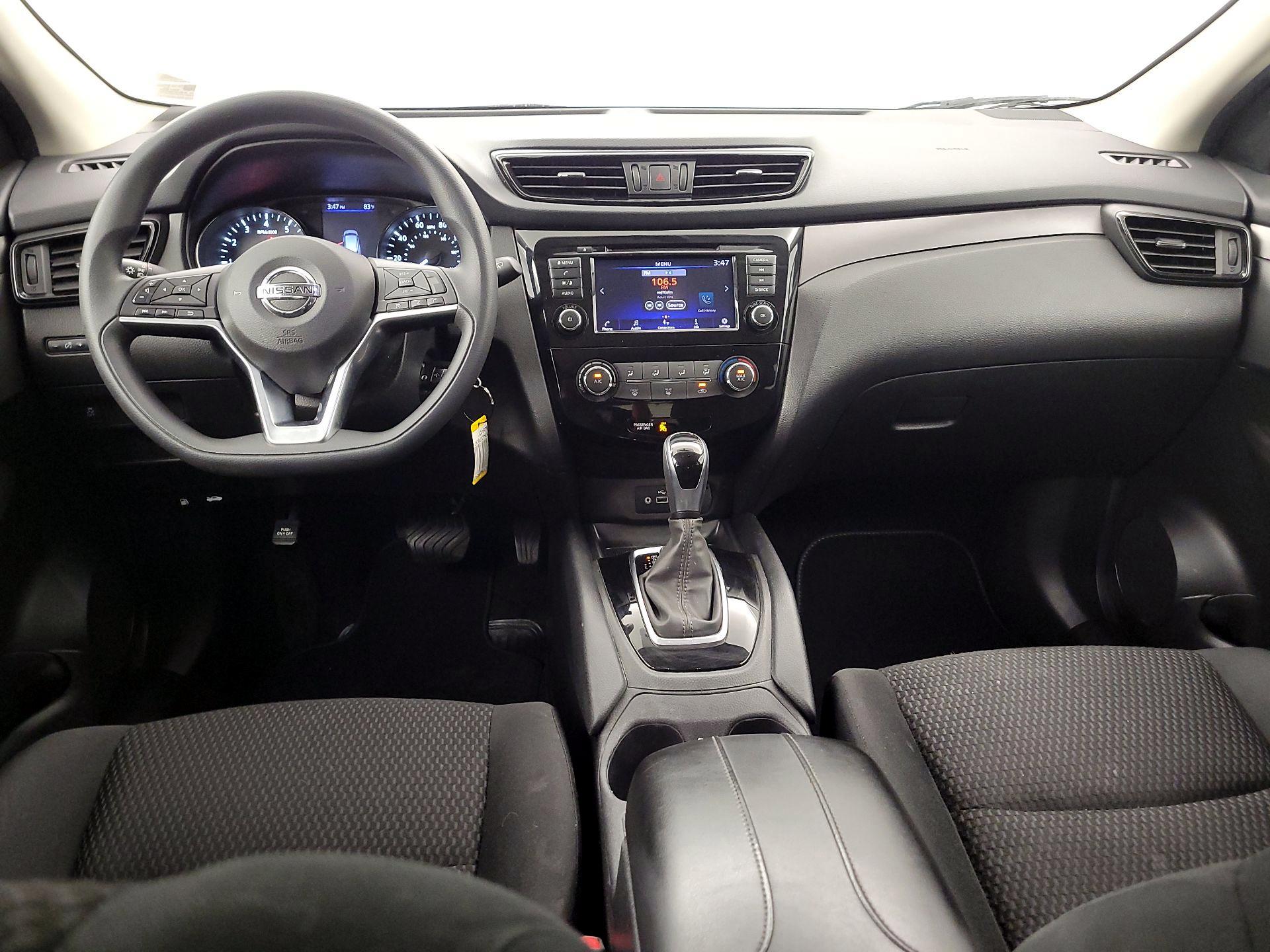 Thumbnail: 2019 Nissan Rogue Sport - 9