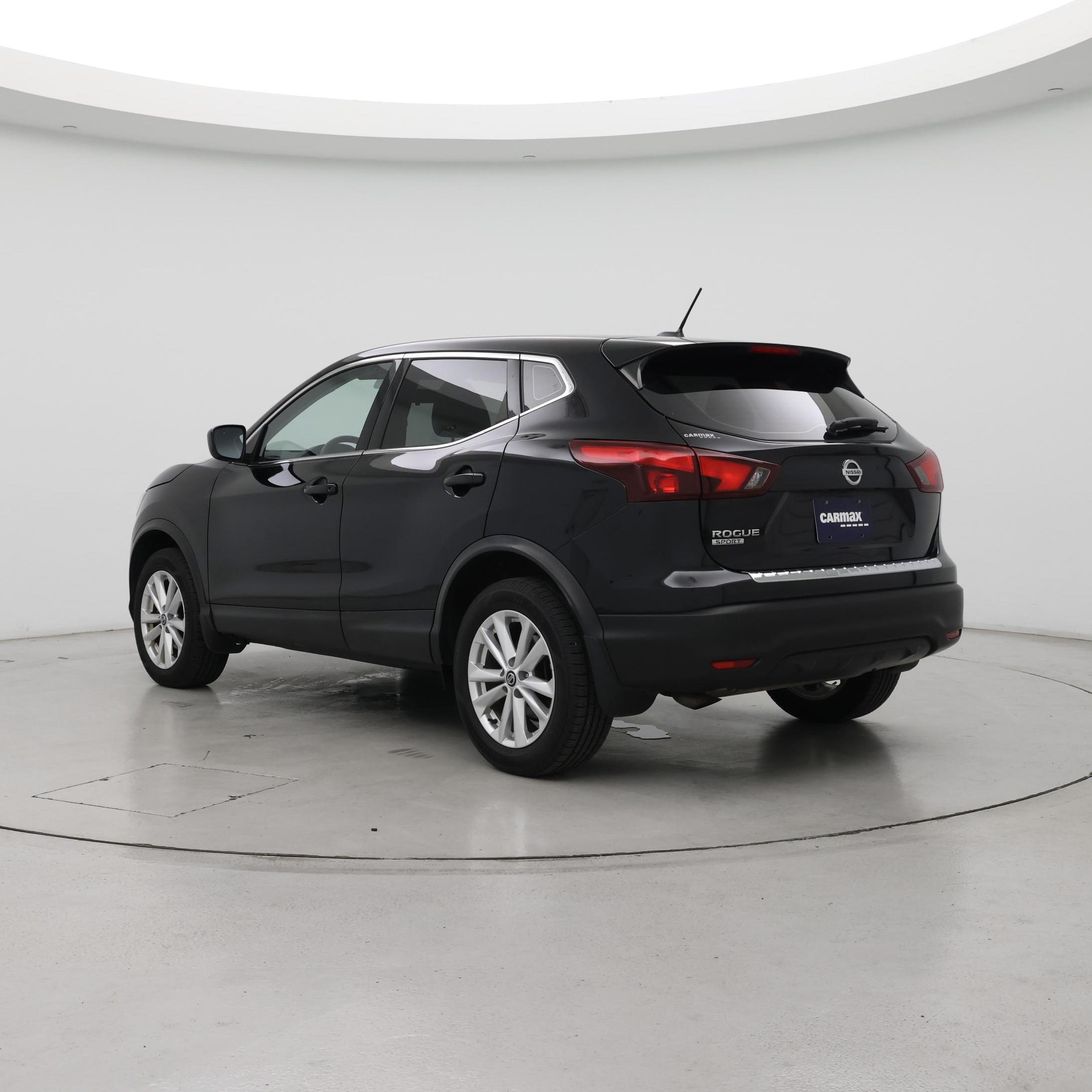Thumbnail: 2019 Nissan Rogue Sport - 2