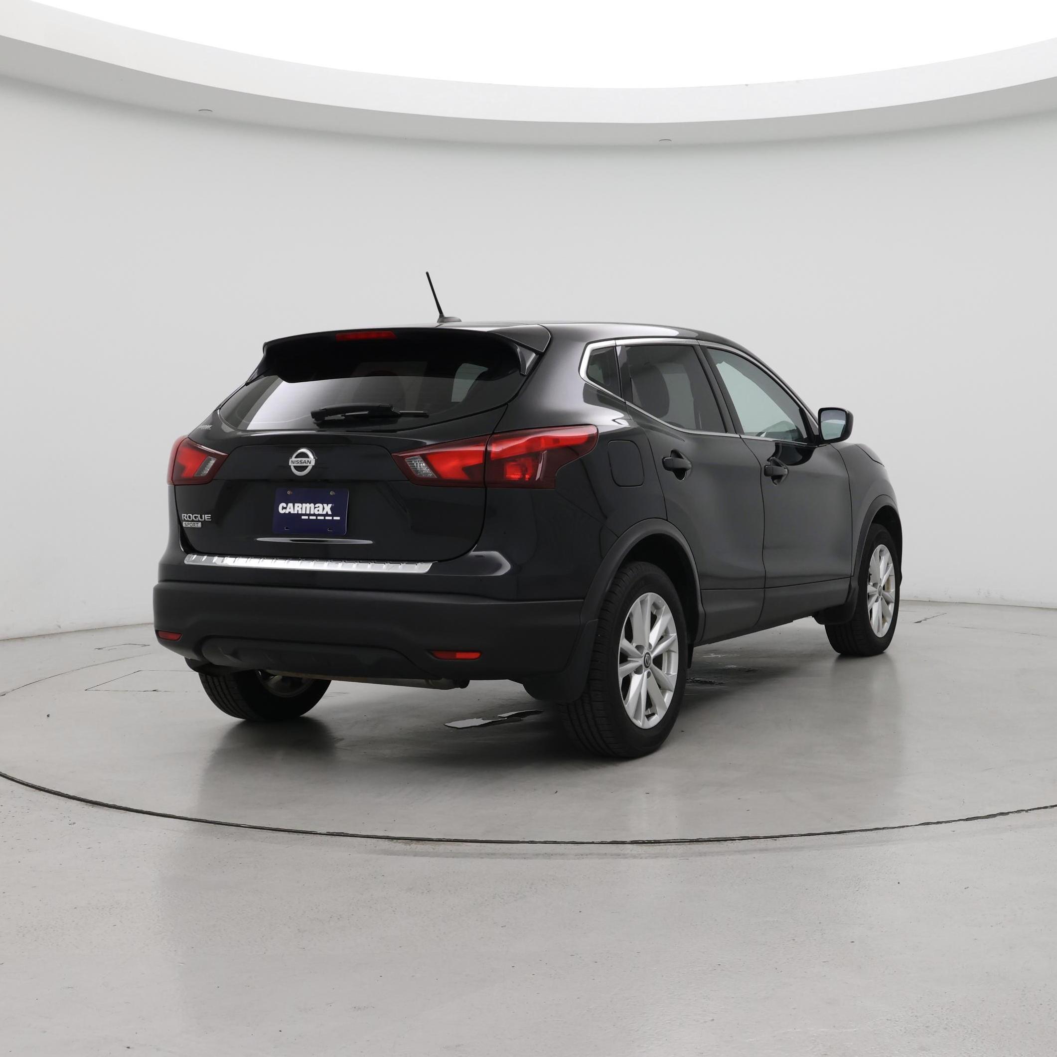 Thumbnail: 2019 Nissan Rogue Sport - 8