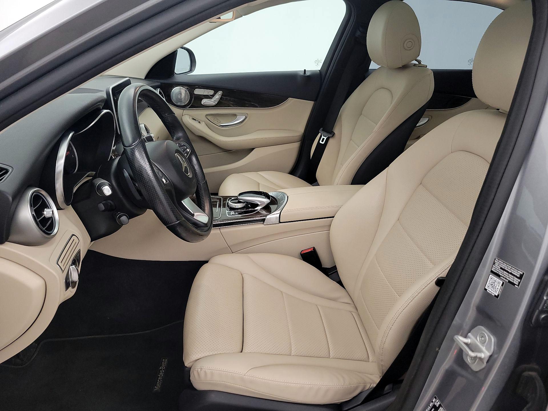 Thumbnail: 2015 Mercedes-Benz C-Class - 11