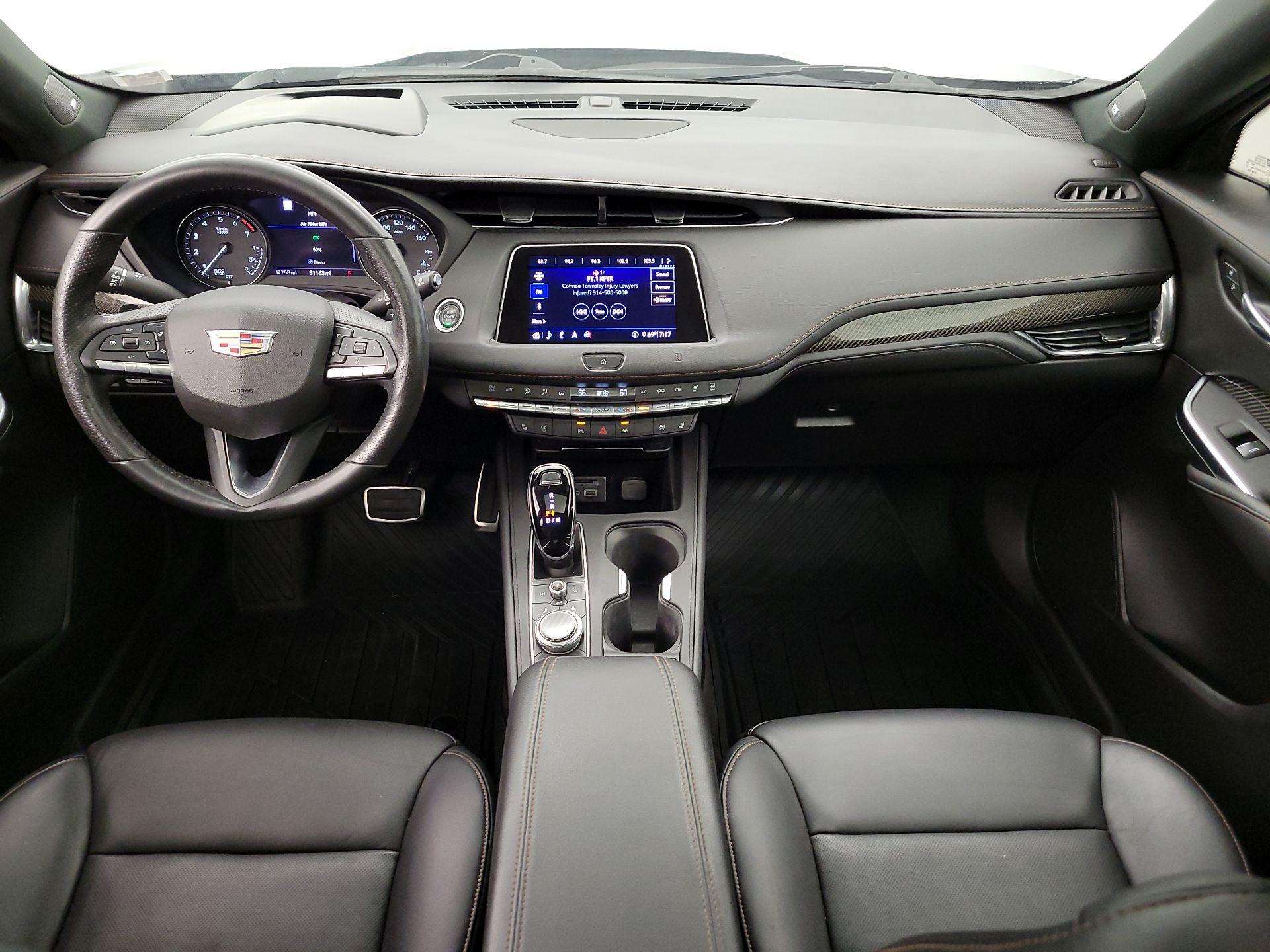 Thumbnail: 2020 Cadillac XT4 - 9
