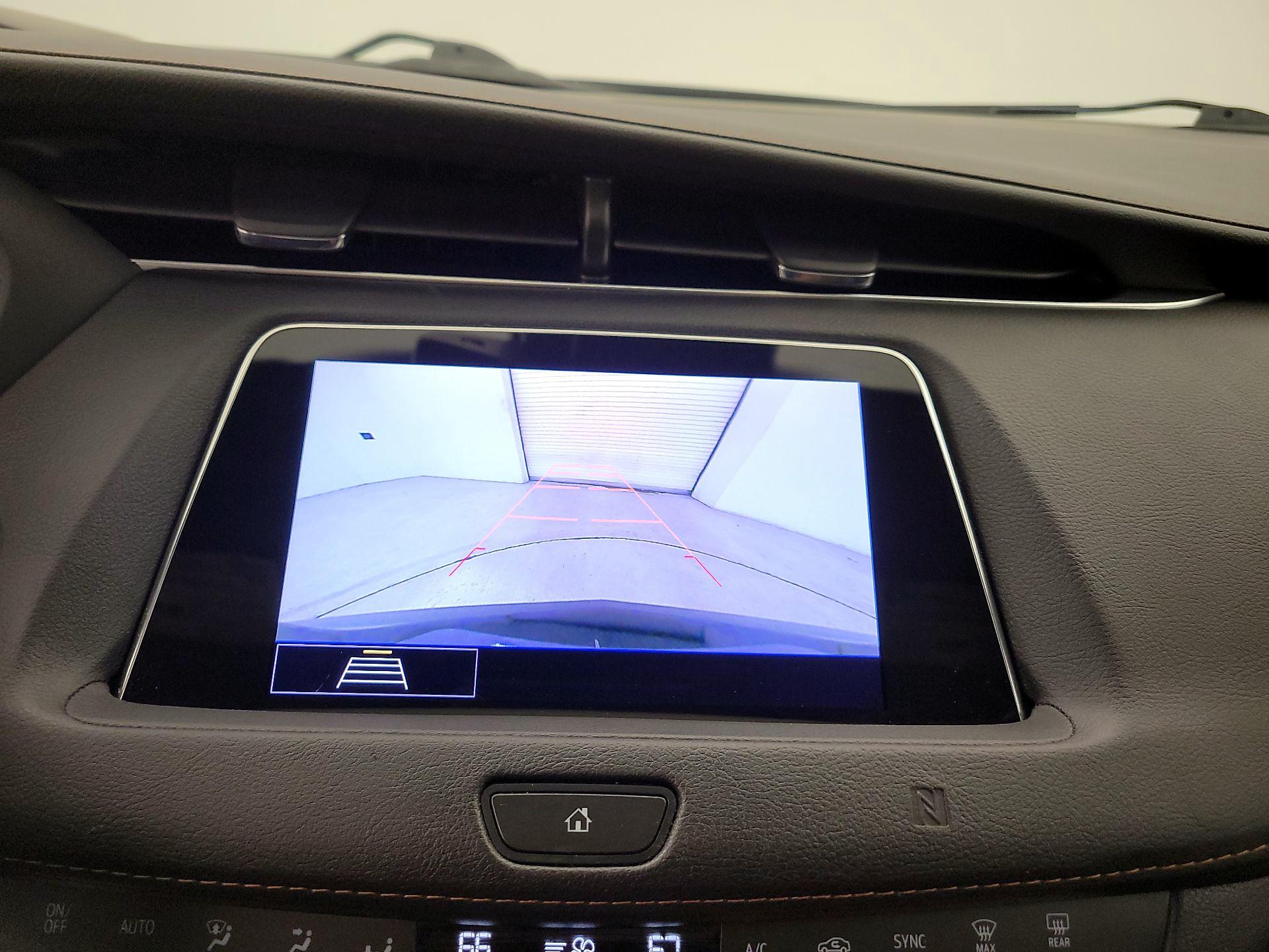 Thumbnail: 2020 Cadillac XT4 - 15