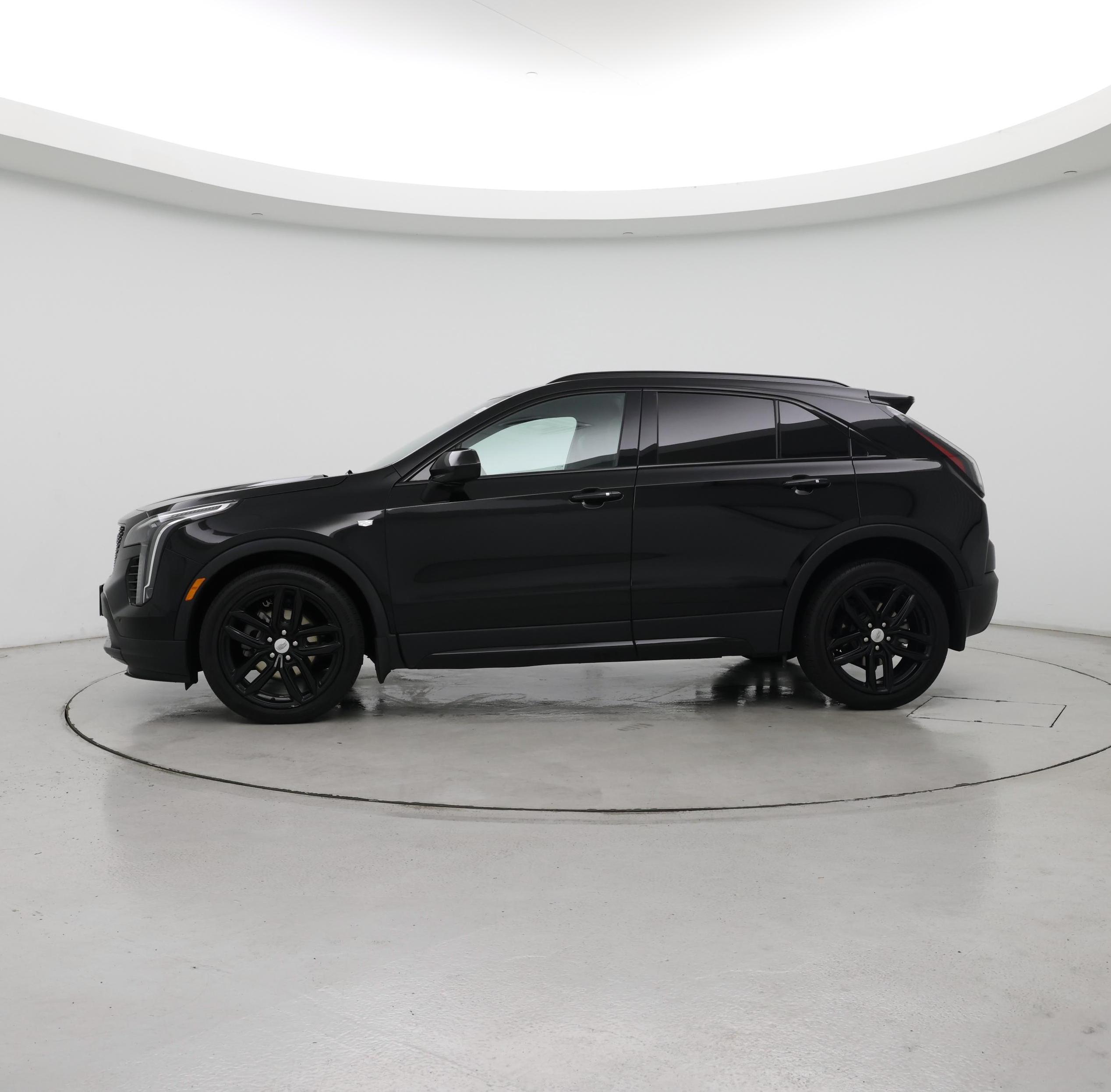 Thumbnail: 2020 Cadillac XT4 - 3