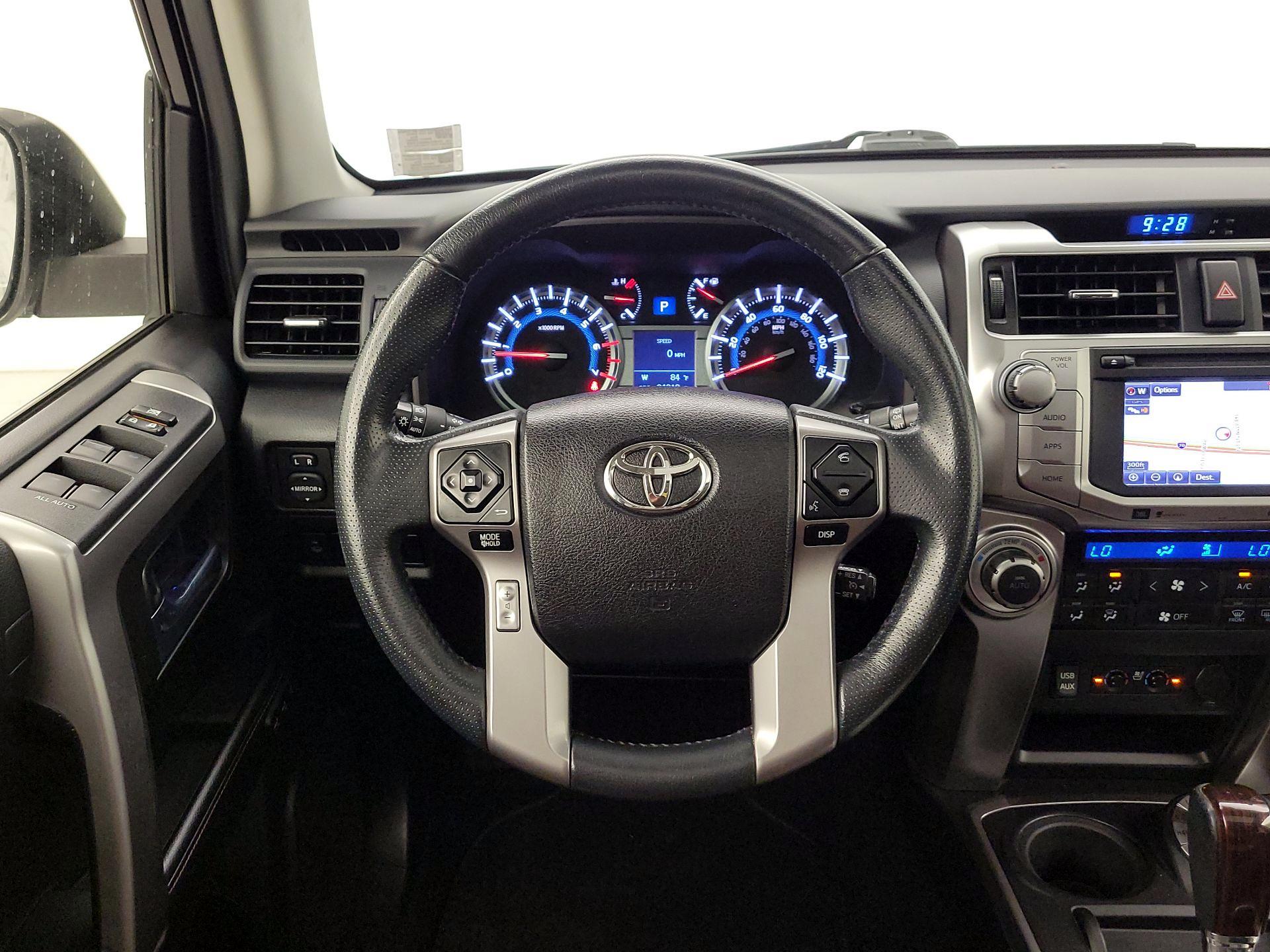 Thumbnail: 2016 Toyota 4Runner - 10