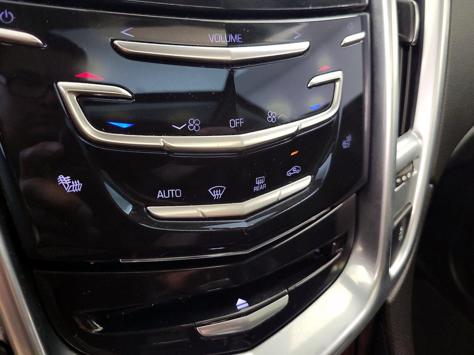 Thumbnail: 2014 Cadillac SRX - 17