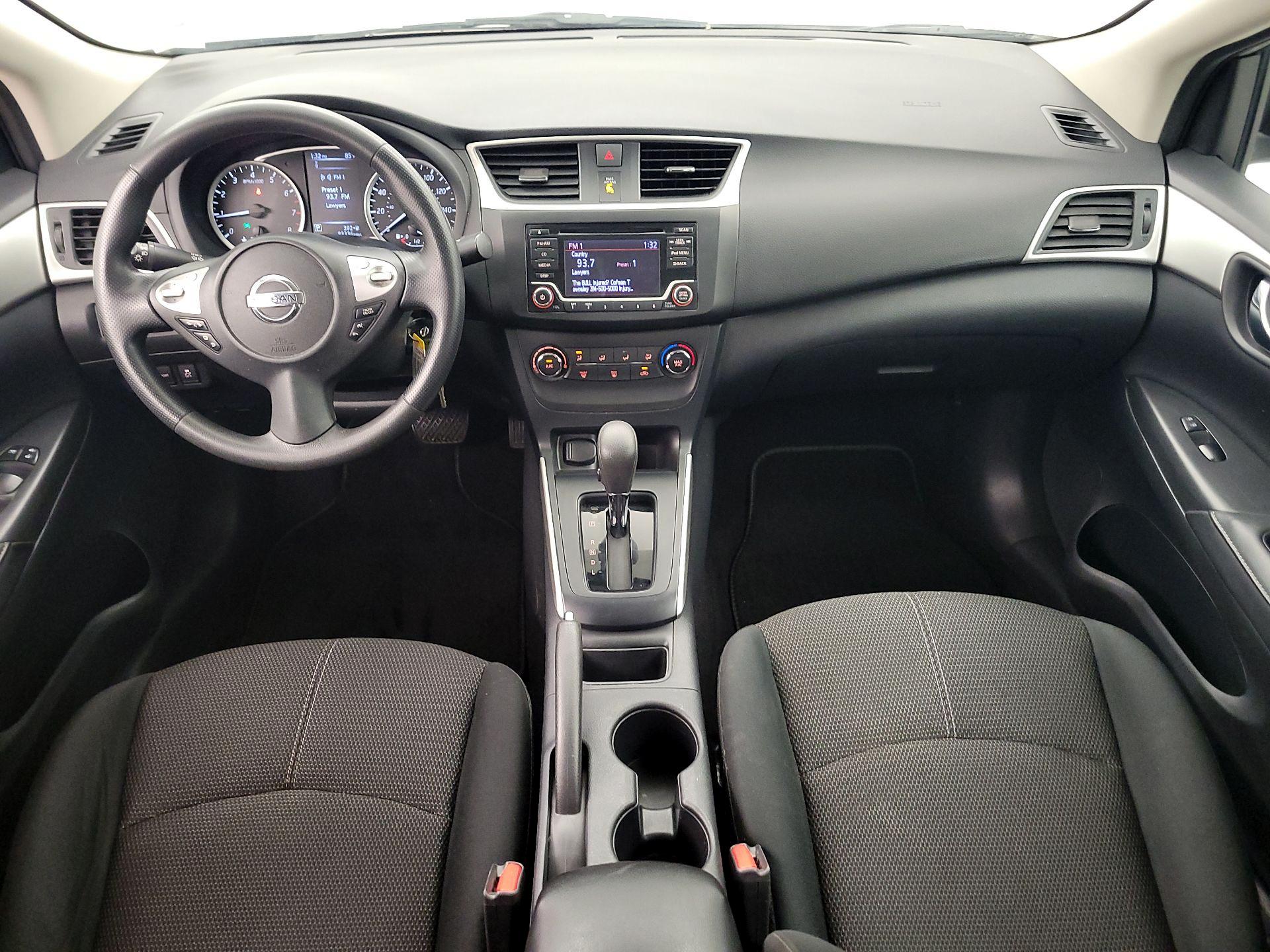 Thumbnail: 2018 Nissan Sentra - 9