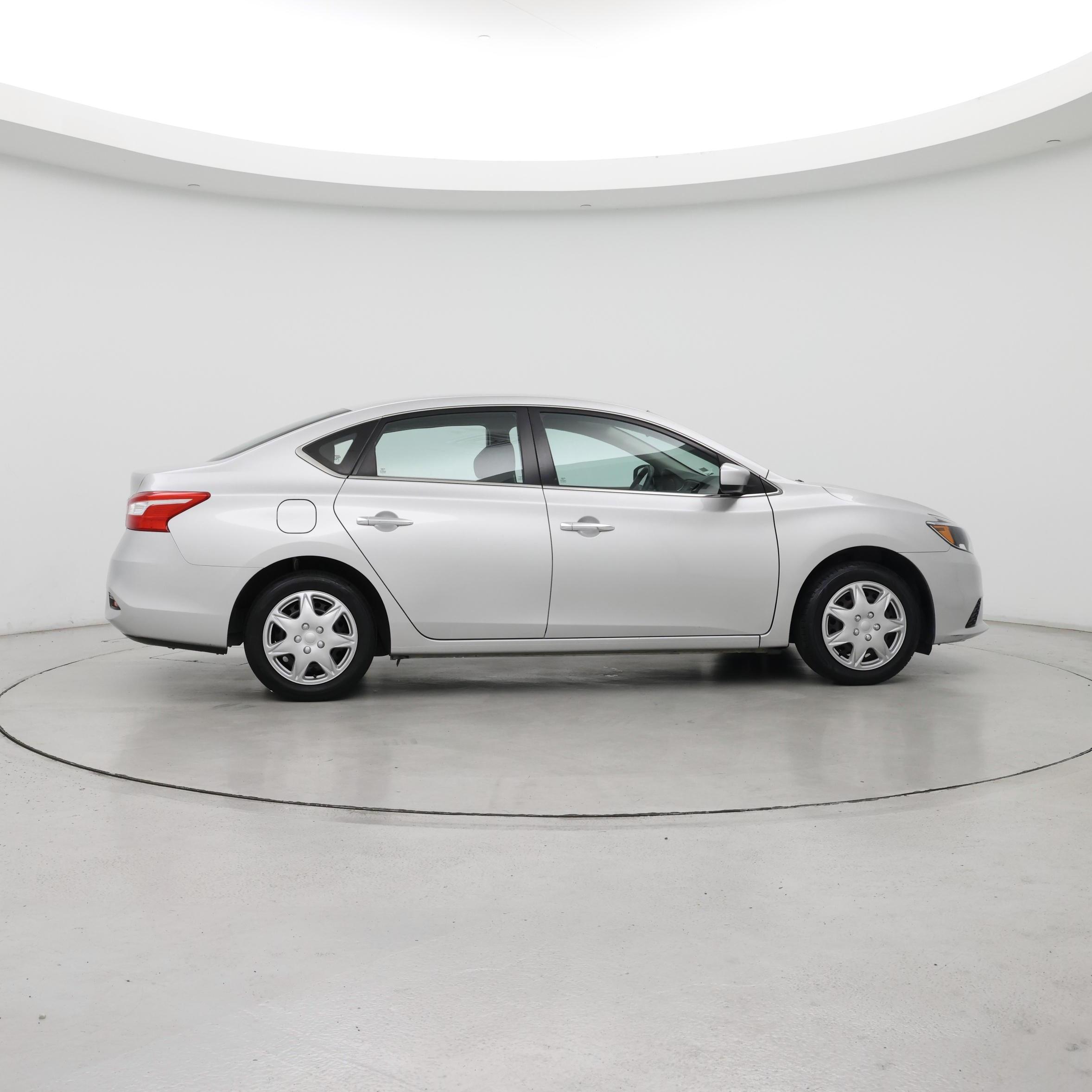 Thumbnail: 2018 Nissan Sentra - 7