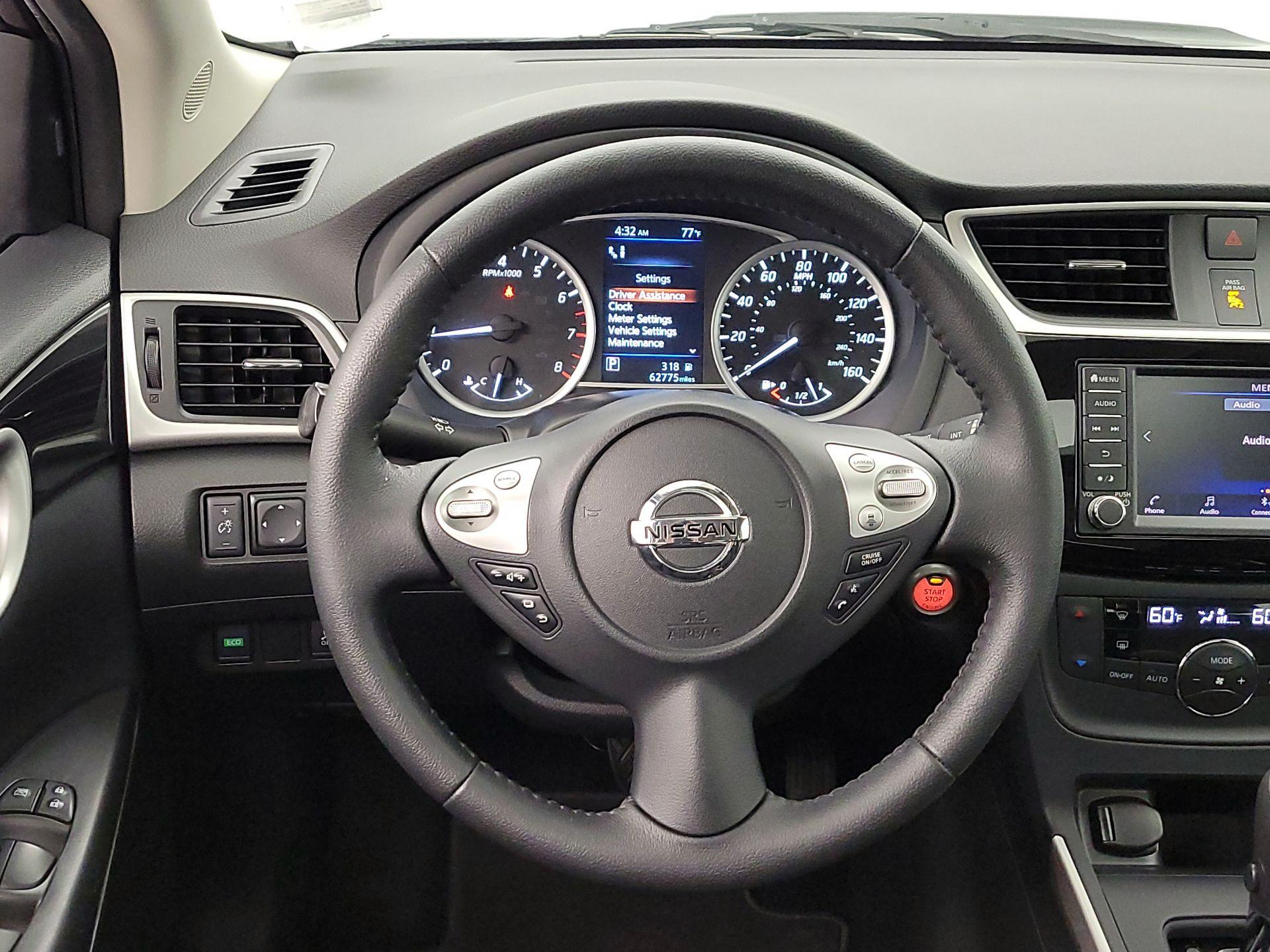 Thumbnail: 2019 Nissan Sentra - 10