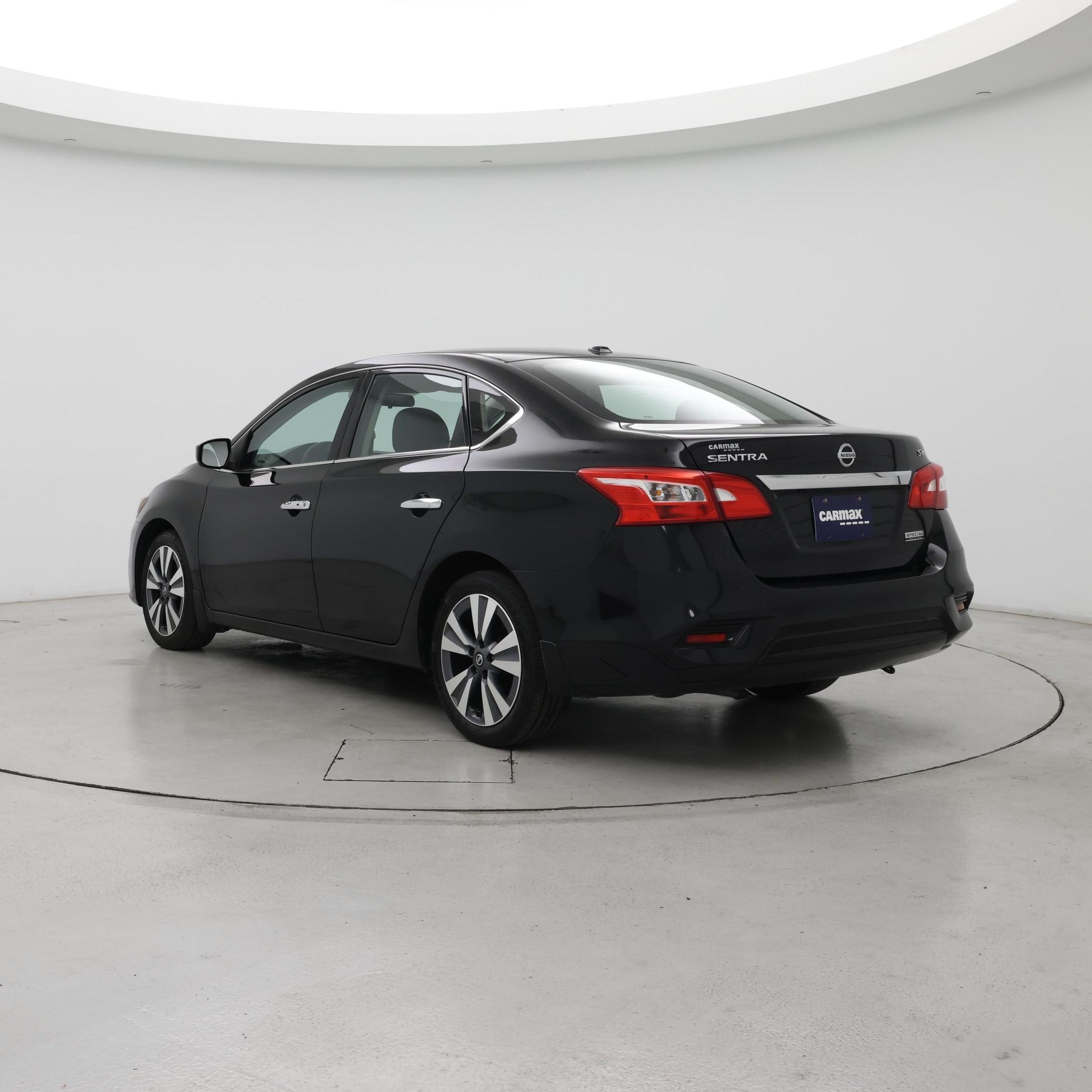 Thumbnail: 2019 Nissan Sentra - 2
