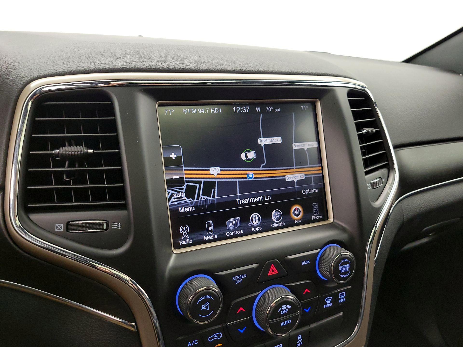 Thumbnail: 2015 Jeep Grand Cherokee - 14