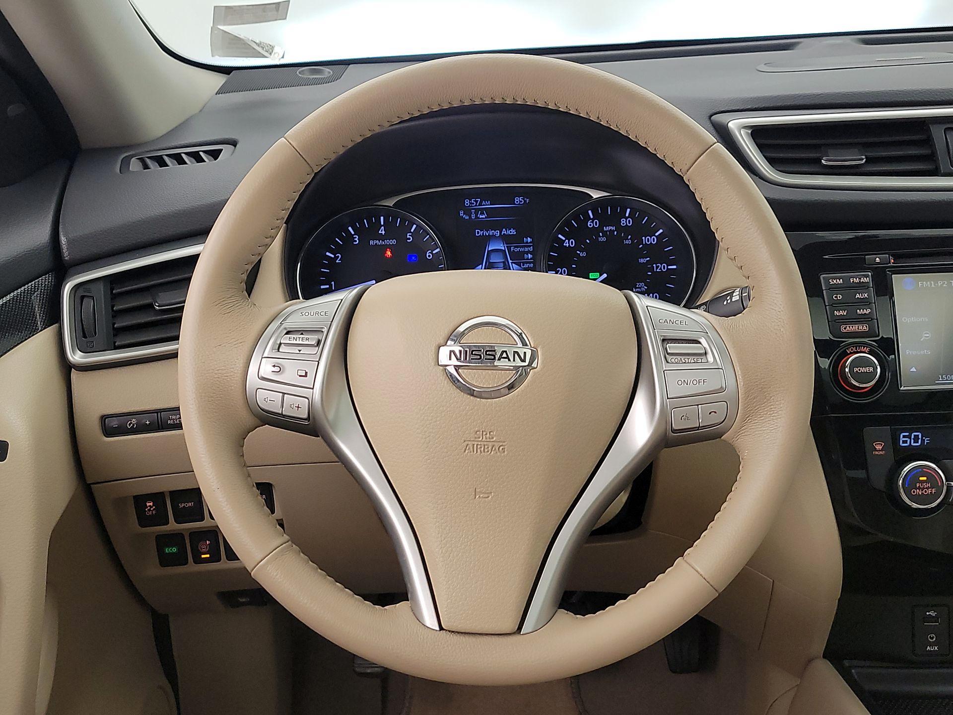 Thumbnail: 2015 Nissan Rogue - 10