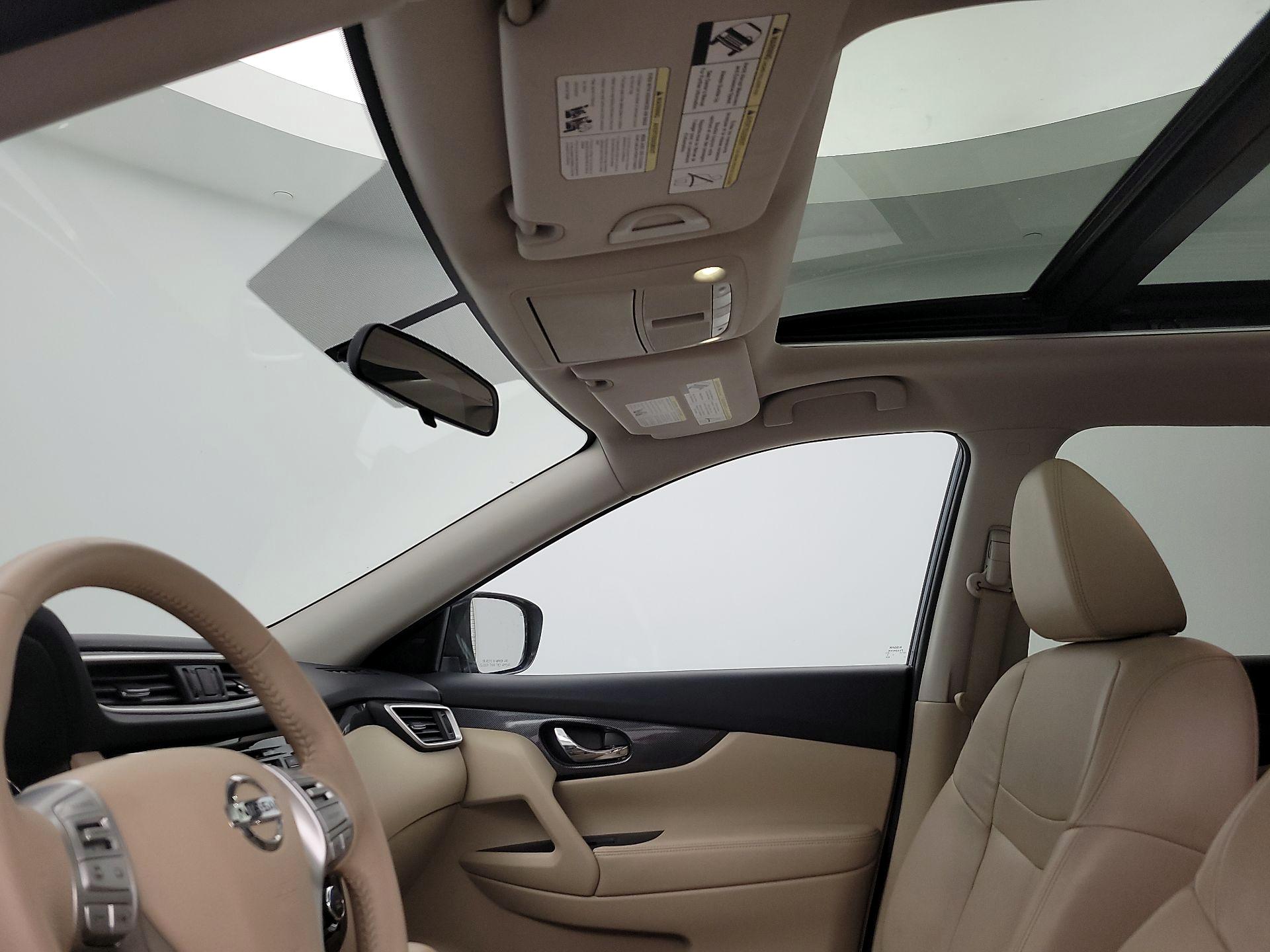 Thumbnail: 2015 Nissan Rogue - 20