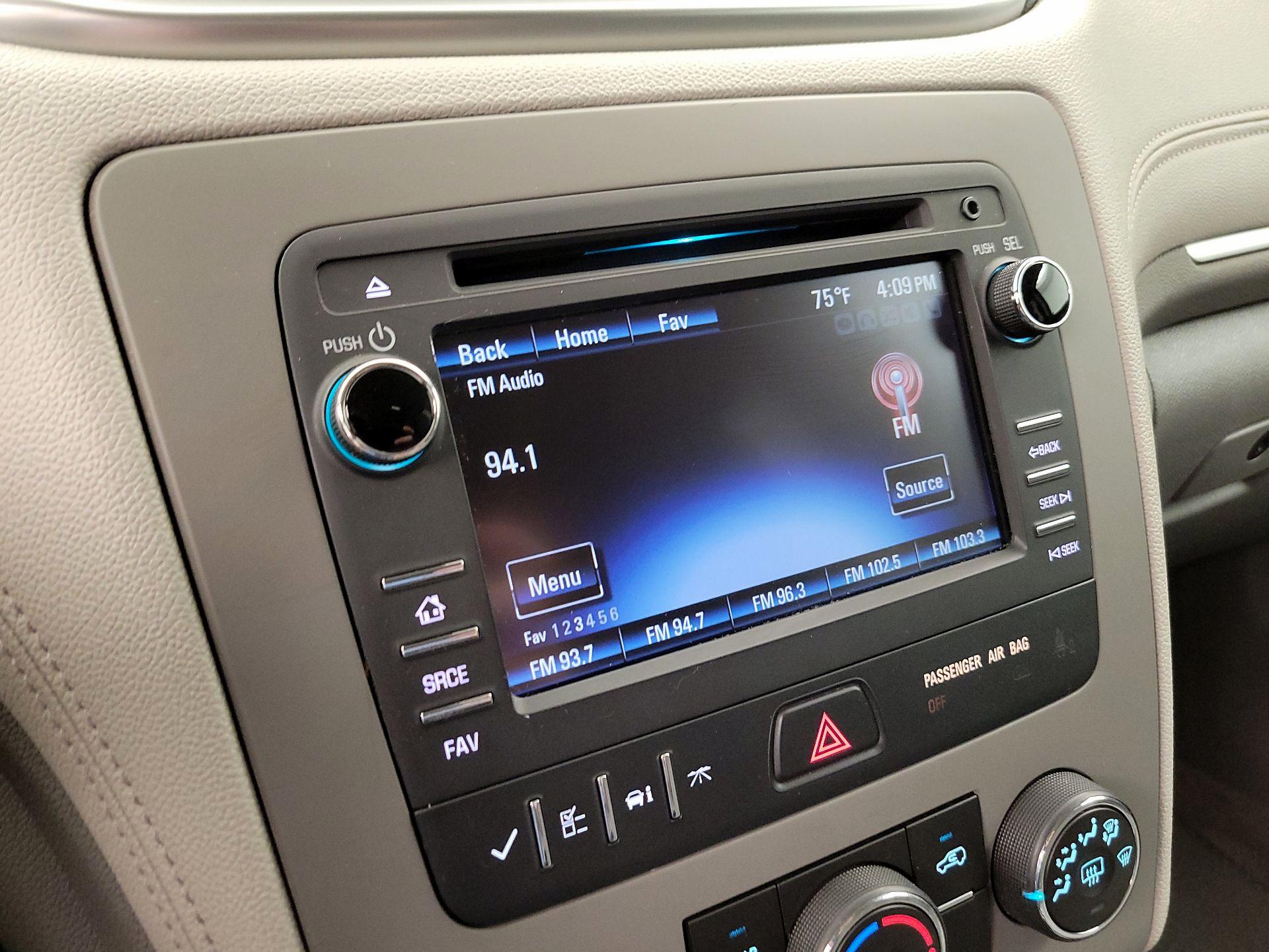 Thumbnail: 2014 Chevrolet Traverse - 15