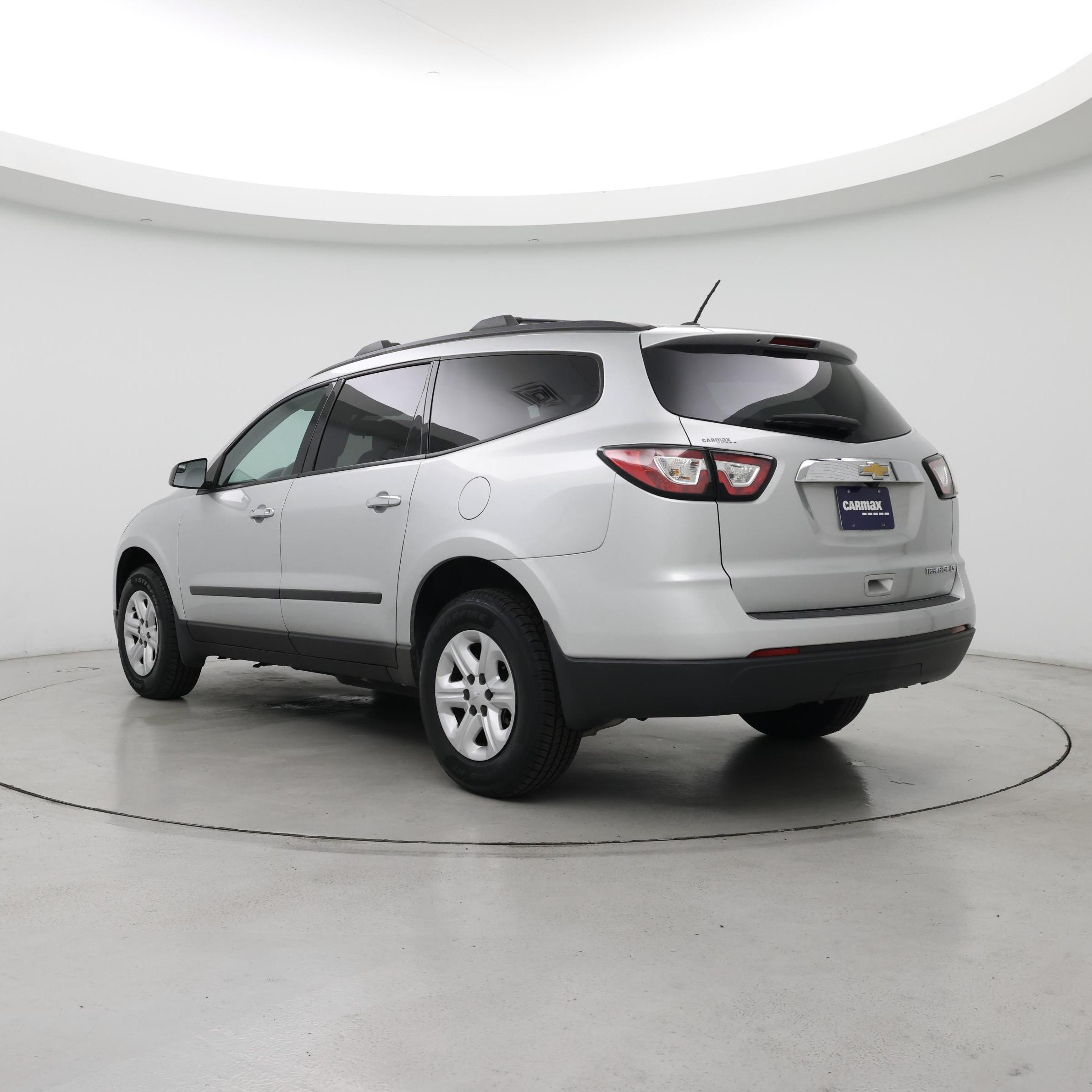 Thumbnail: 2014 Chevrolet Traverse - 2