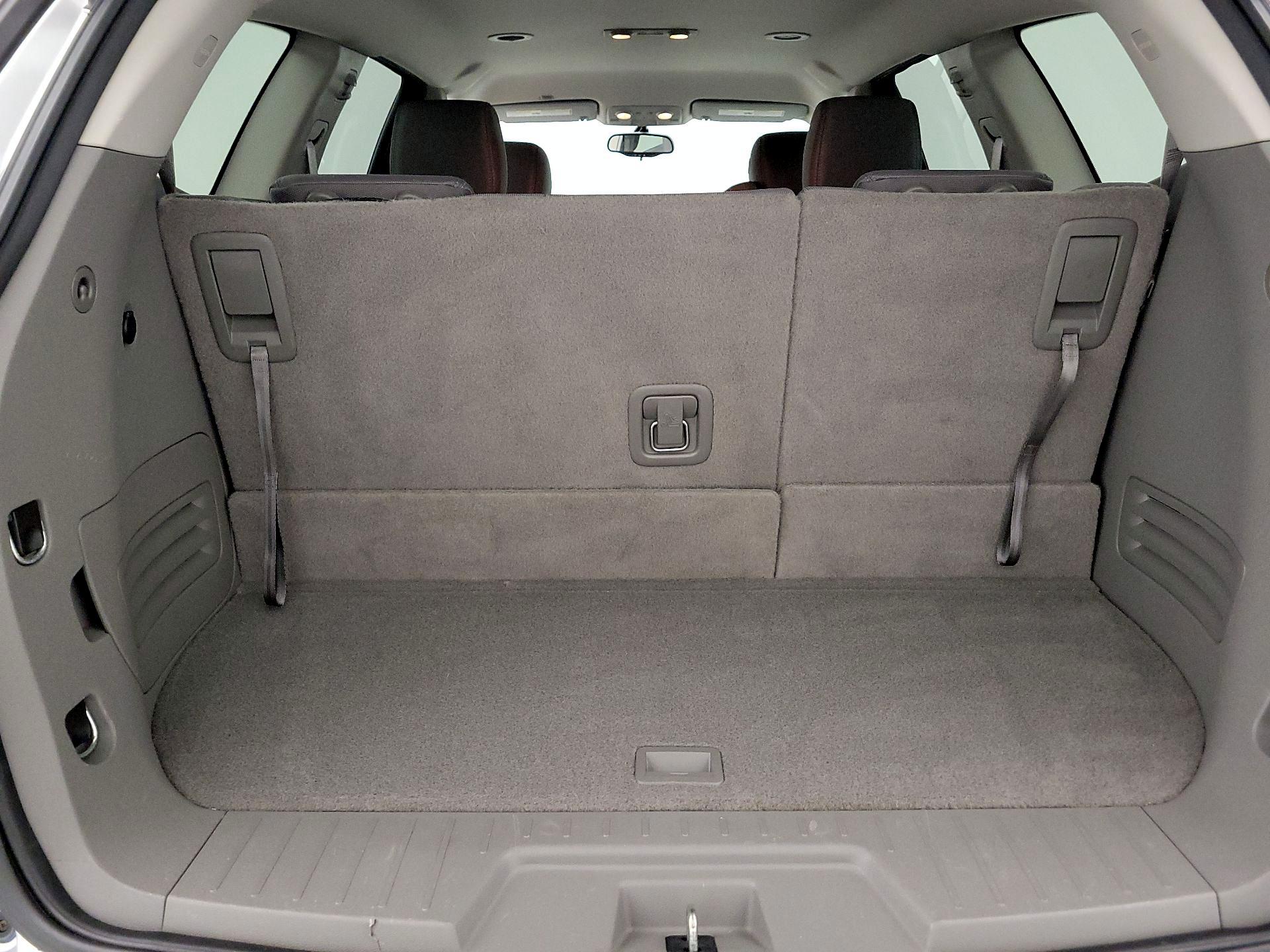 Thumbnail: 2014 Chevrolet Traverse - 20