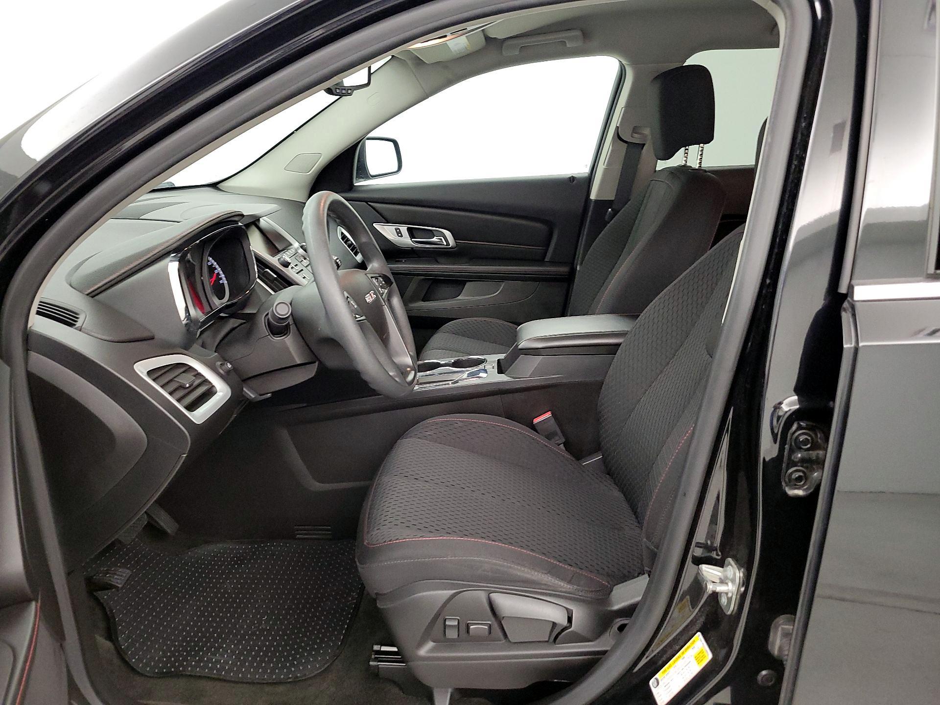 Thumbnail: 2015 GMC Terrain - 11