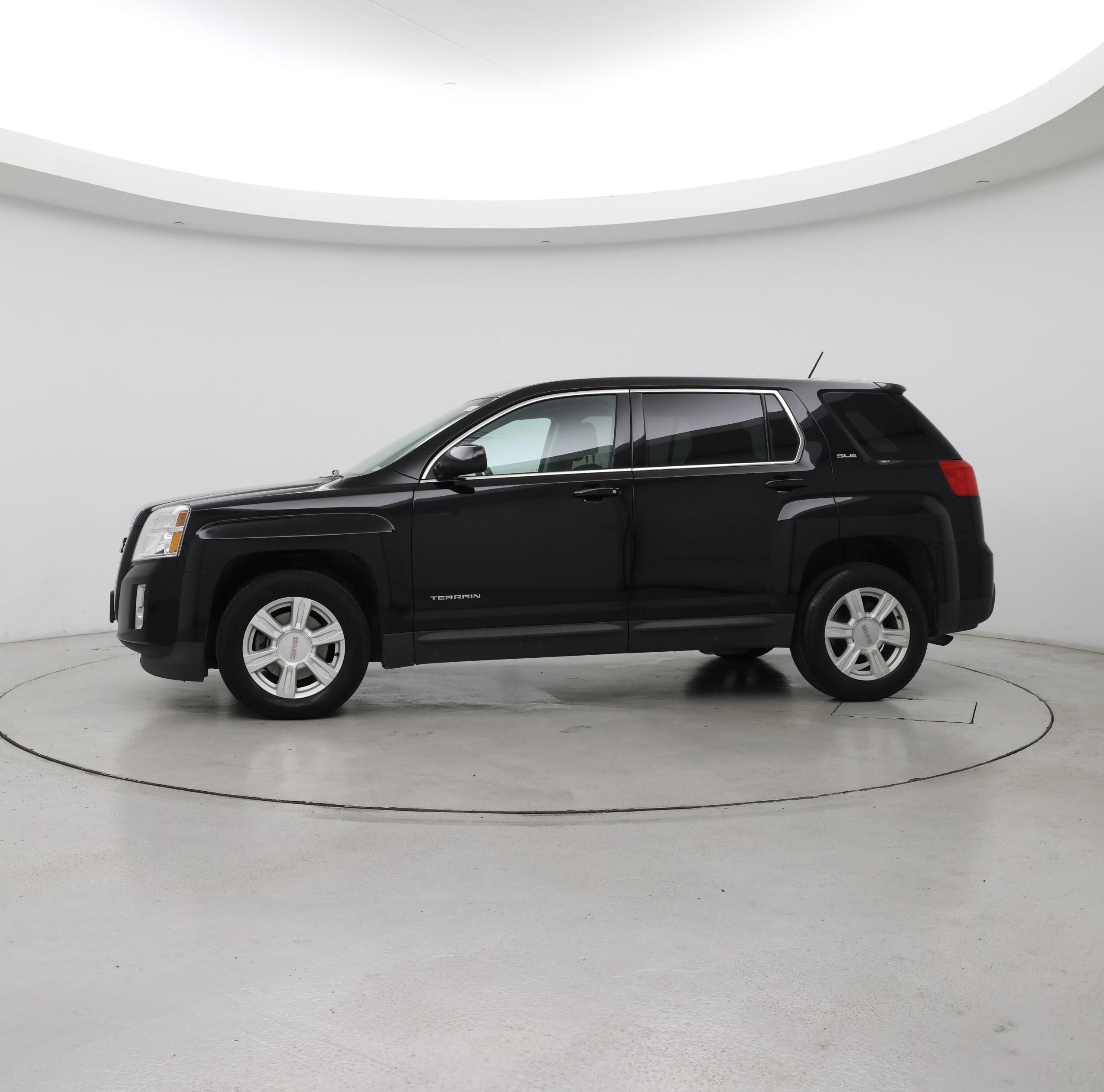 Thumbnail: 2015 GMC Terrain - 3