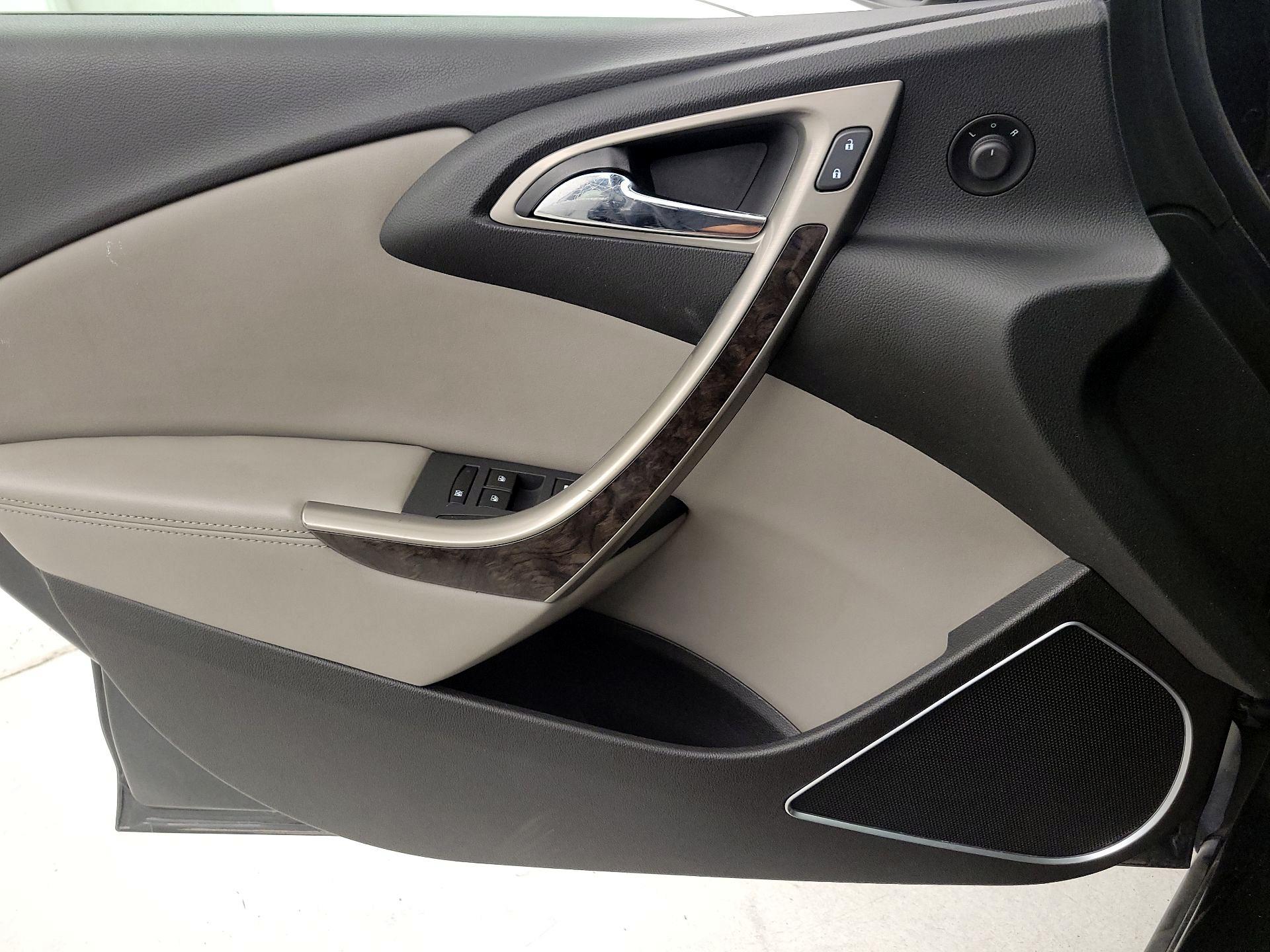 Thumbnail: 2016 Buick Verano - 12