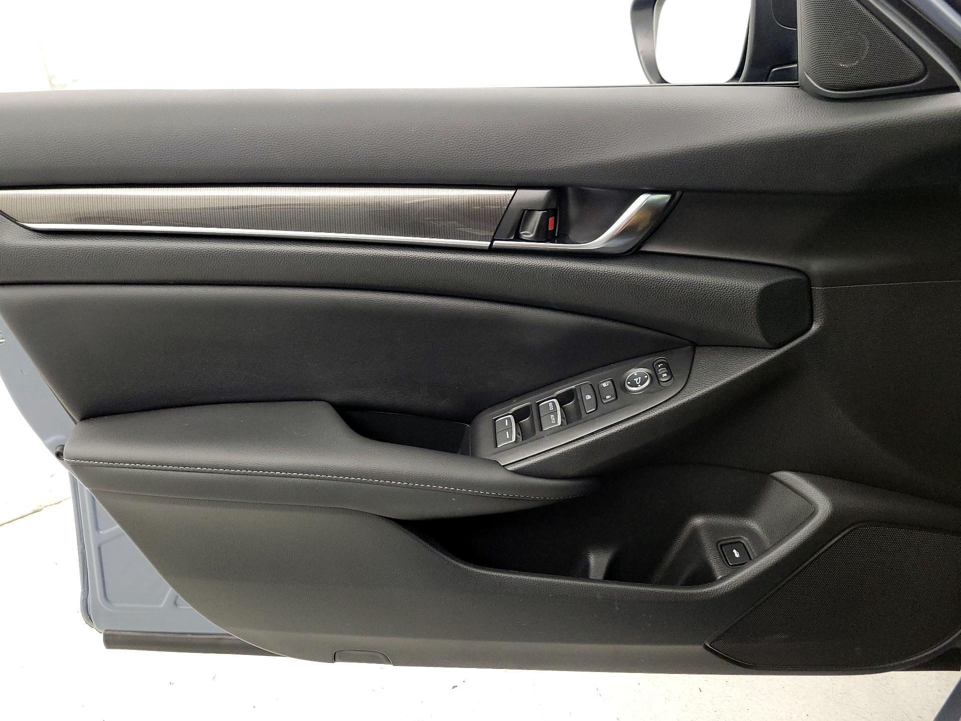 Thumbnail: 2022 Honda Accord - 12