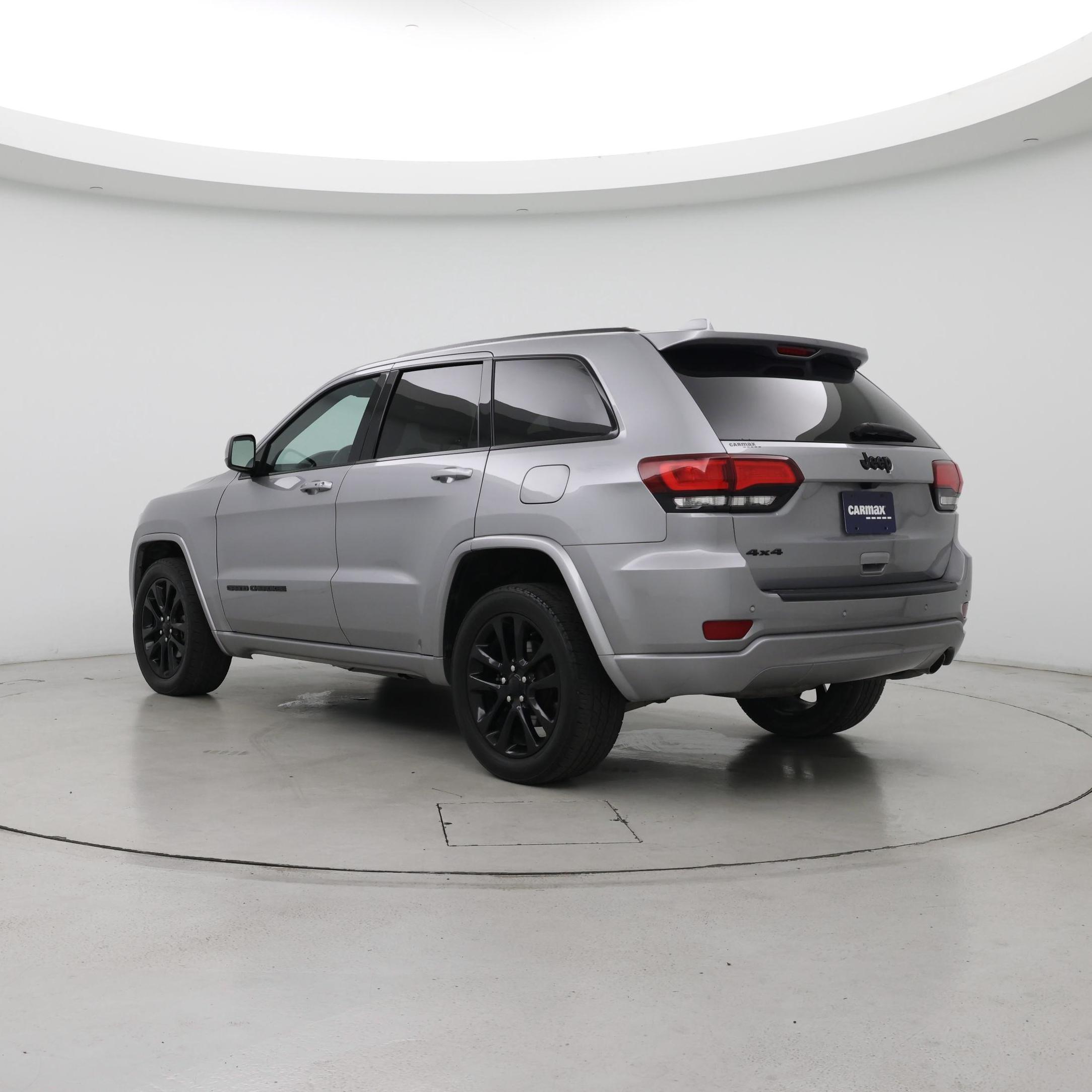 Thumbnail: 2020 Jeep Grand Cherokee - 2