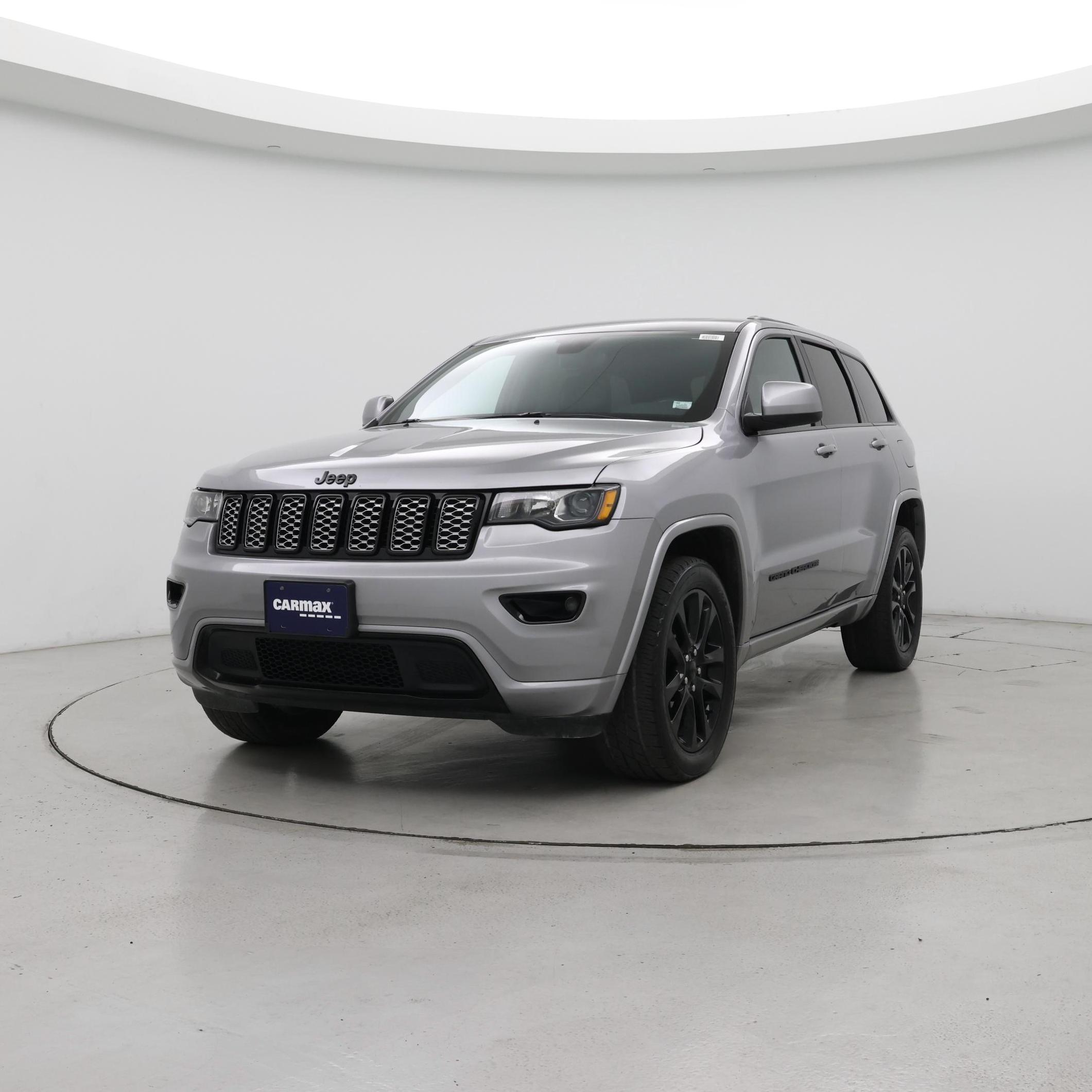 Thumbnail: 2020 Jeep Grand Cherokee - 4