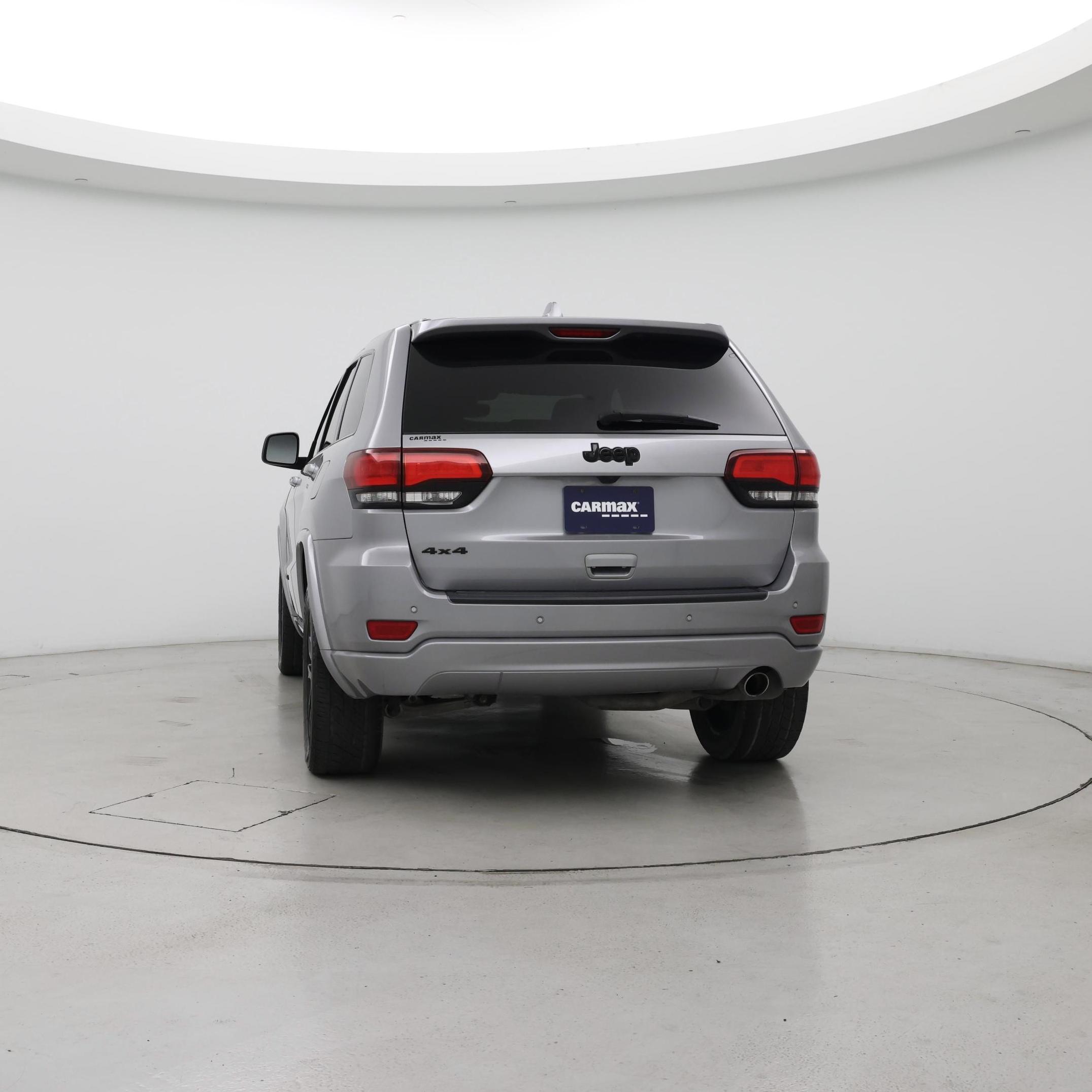 Thumbnail: 2020 Jeep Grand Cherokee - 6