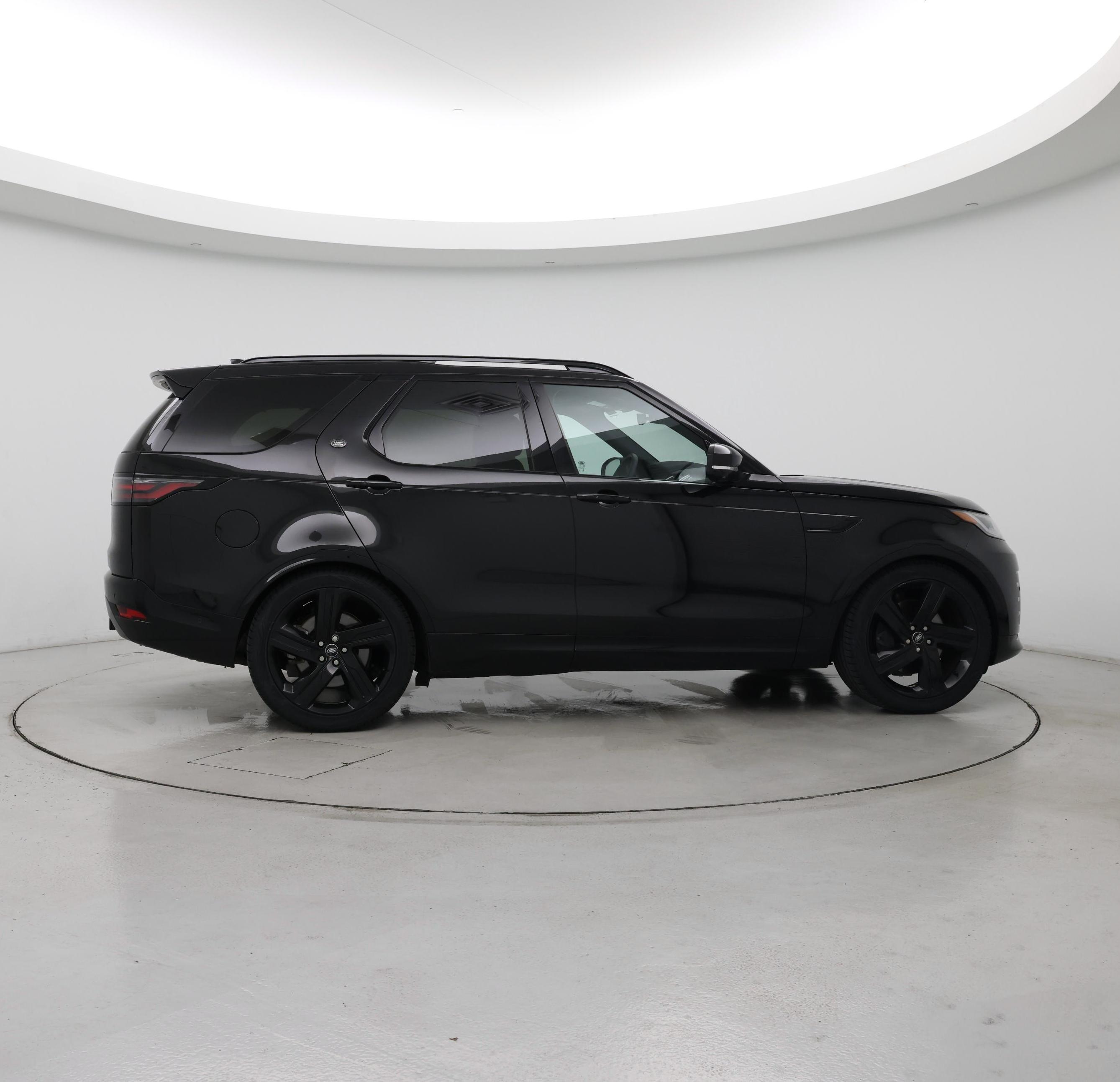 Thumbnail: 2024 Land Rover Discovery - 7