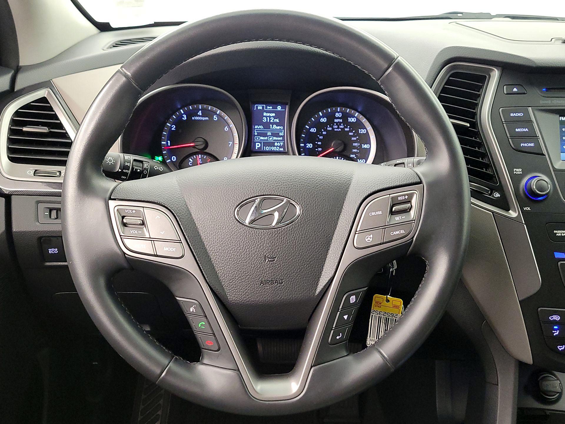 Thumbnail: 2014 Hyundai Santa Fe - 10