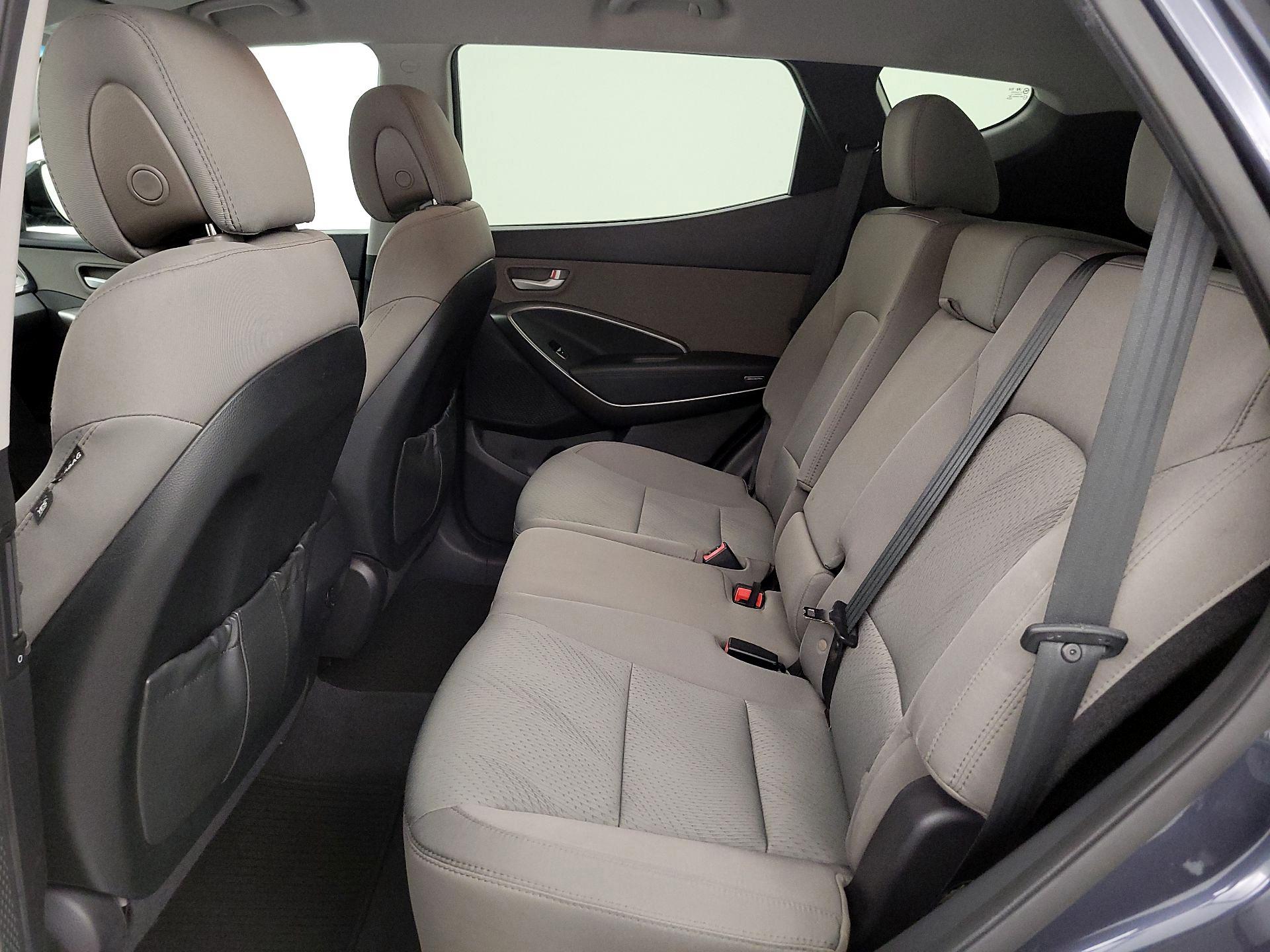 Thumbnail: 2014 Hyundai Santa Fe - 19