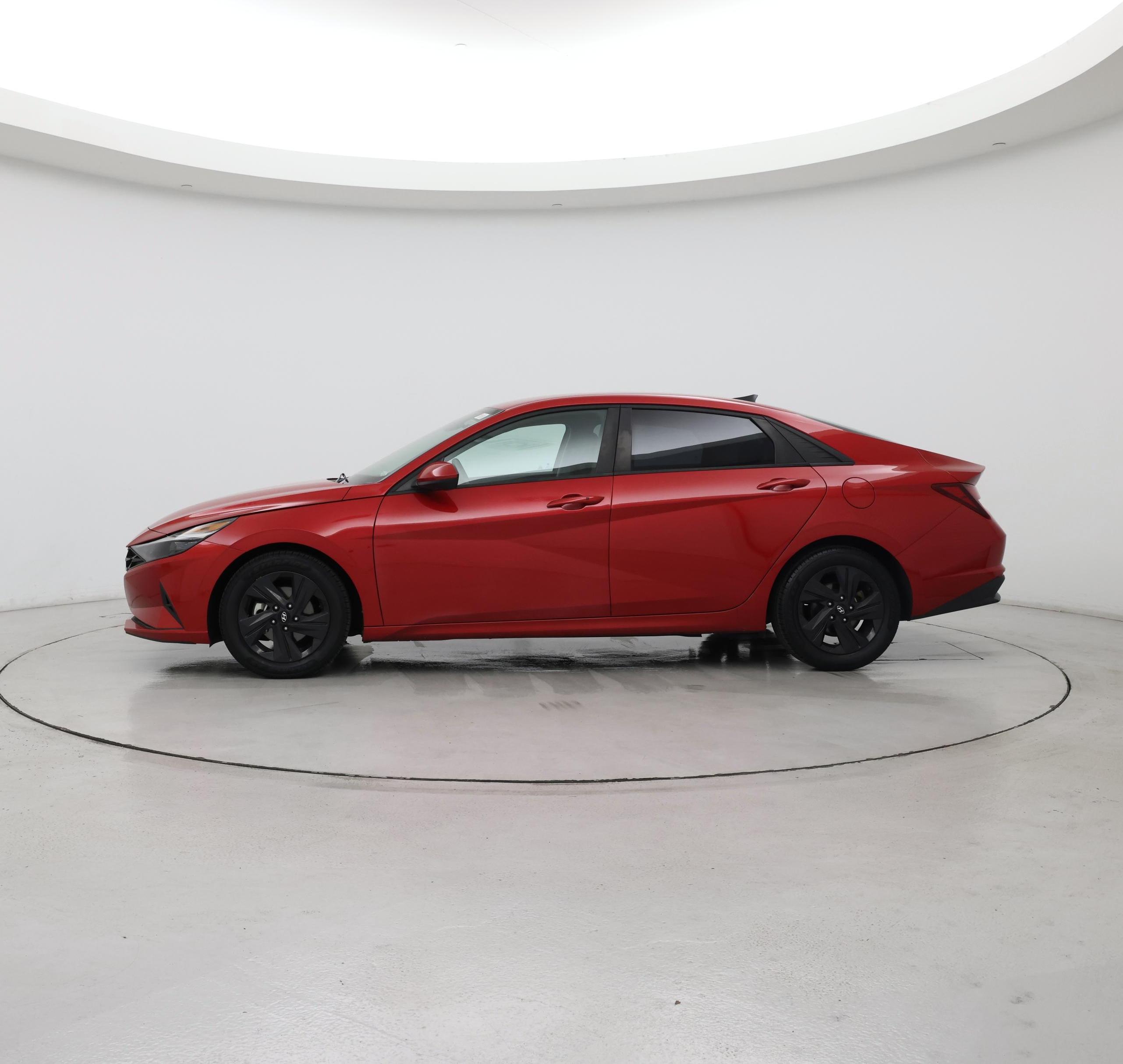 Thumbnail: 2021 Hyundai Elantra - 3