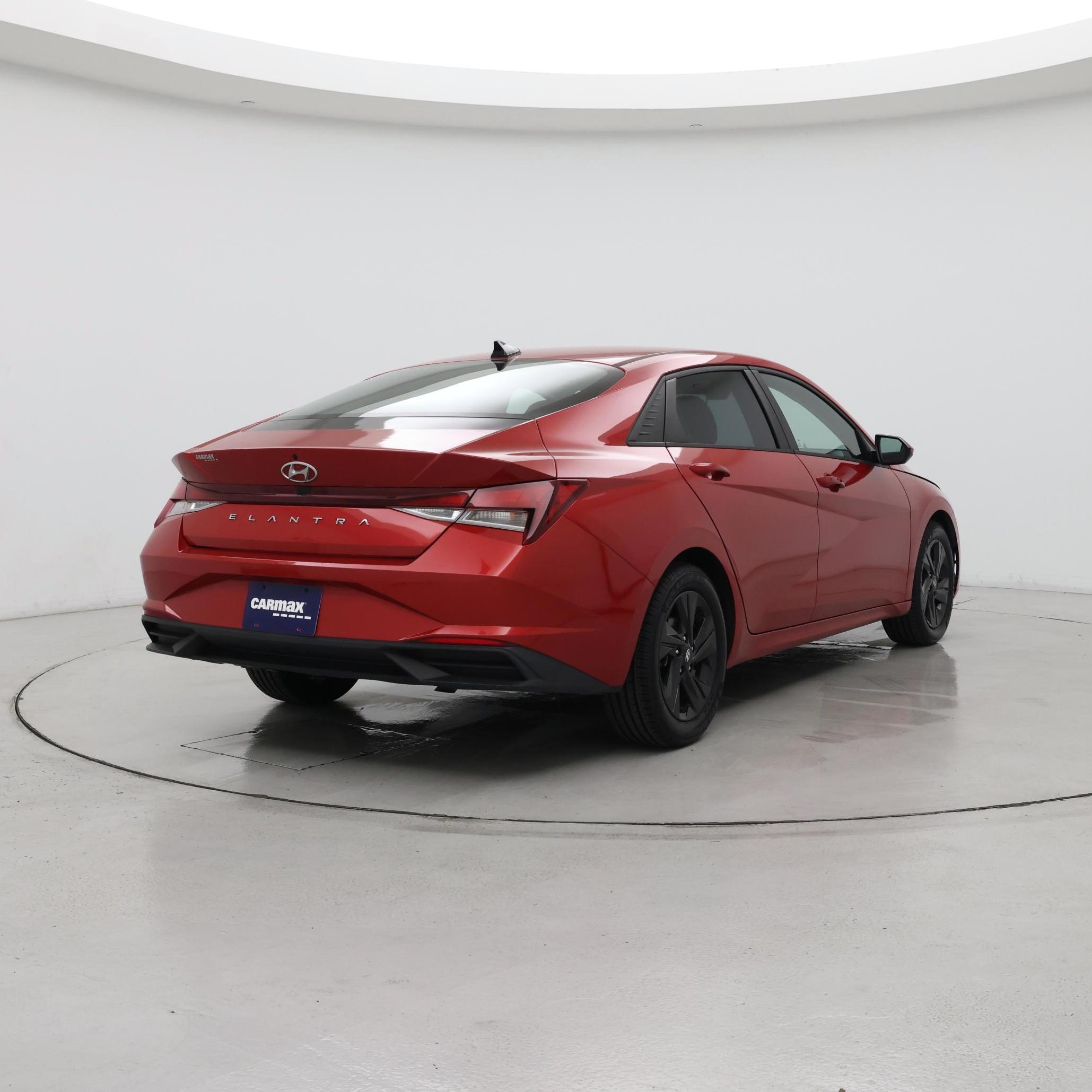 Thumbnail: 2021 Hyundai Elantra - 8