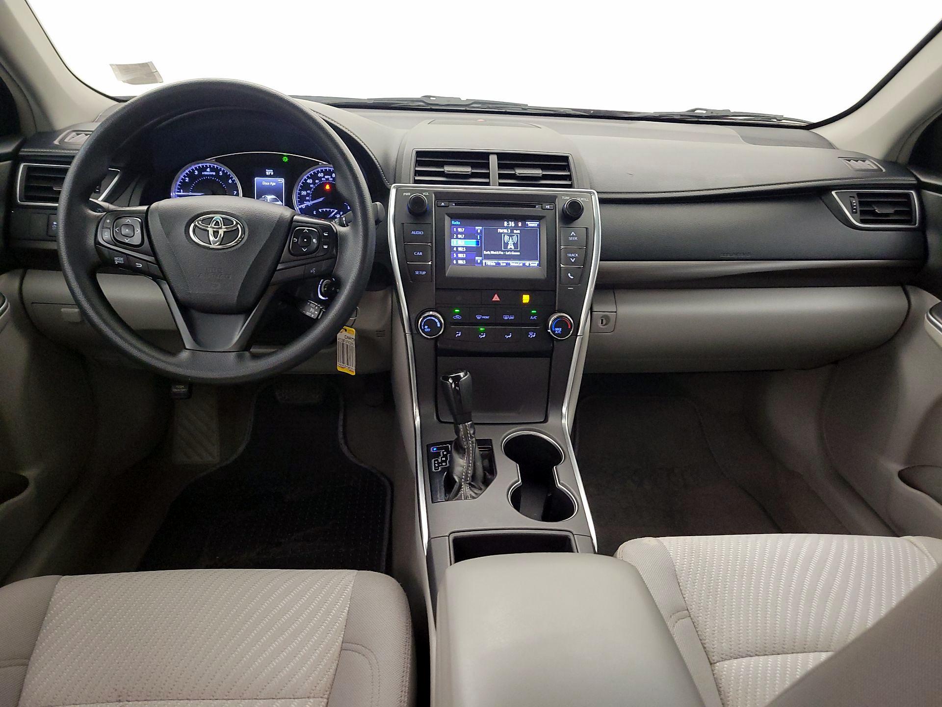 Thumbnail: 2017 Toyota Camry - 9