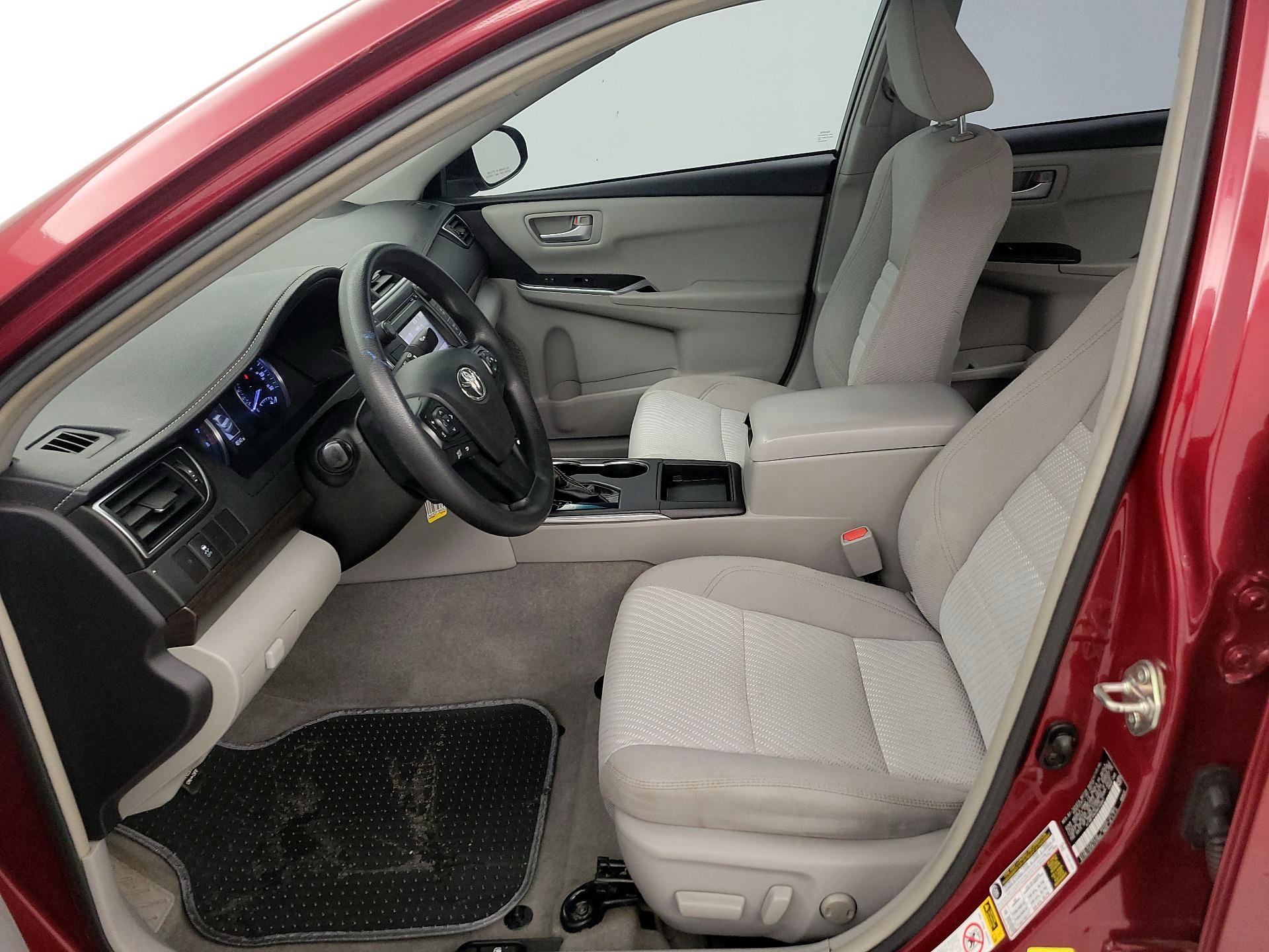 Thumbnail: 2017 Toyota Camry - 11