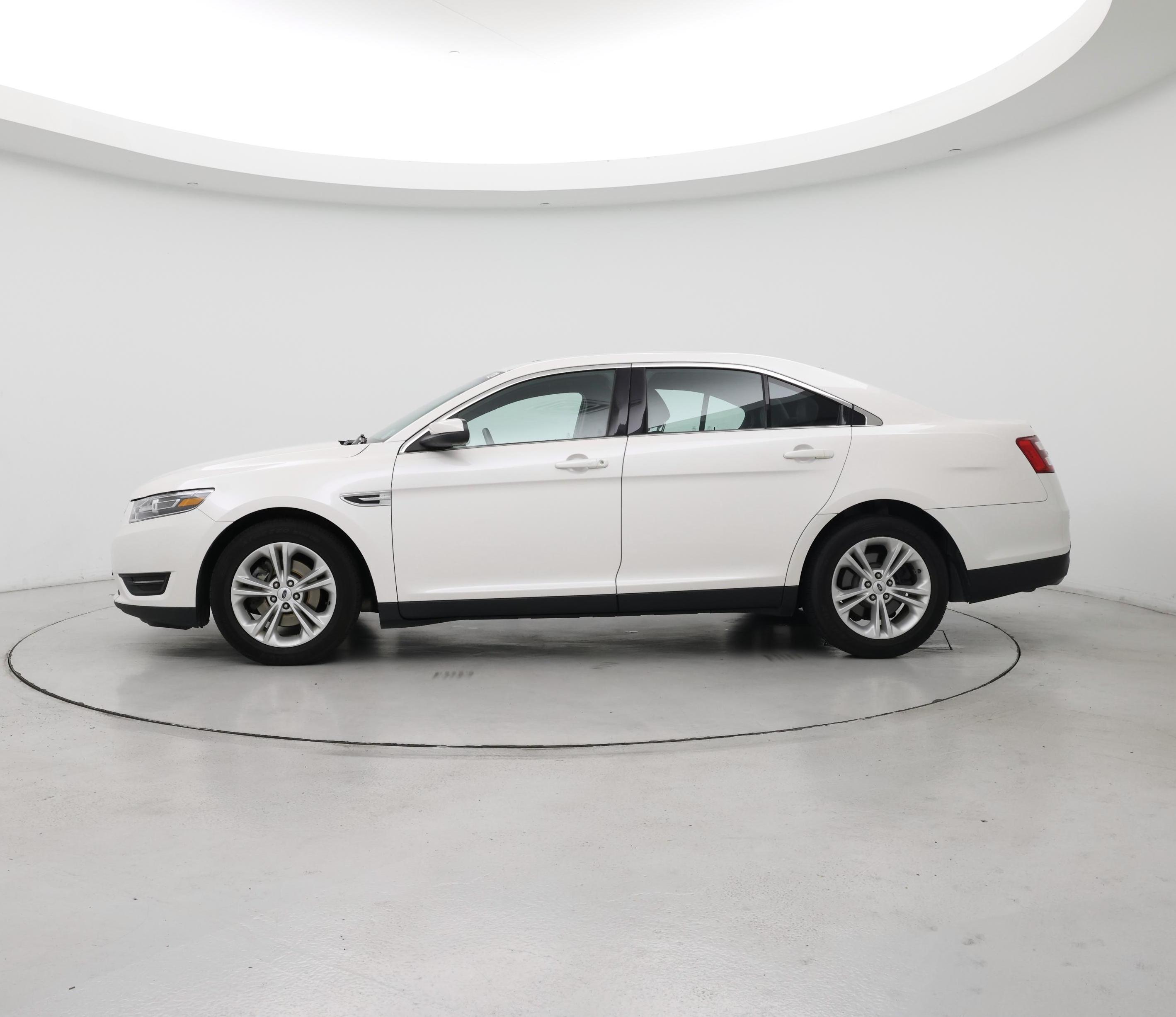 Thumbnail: 2018 Ford Taurus - 3