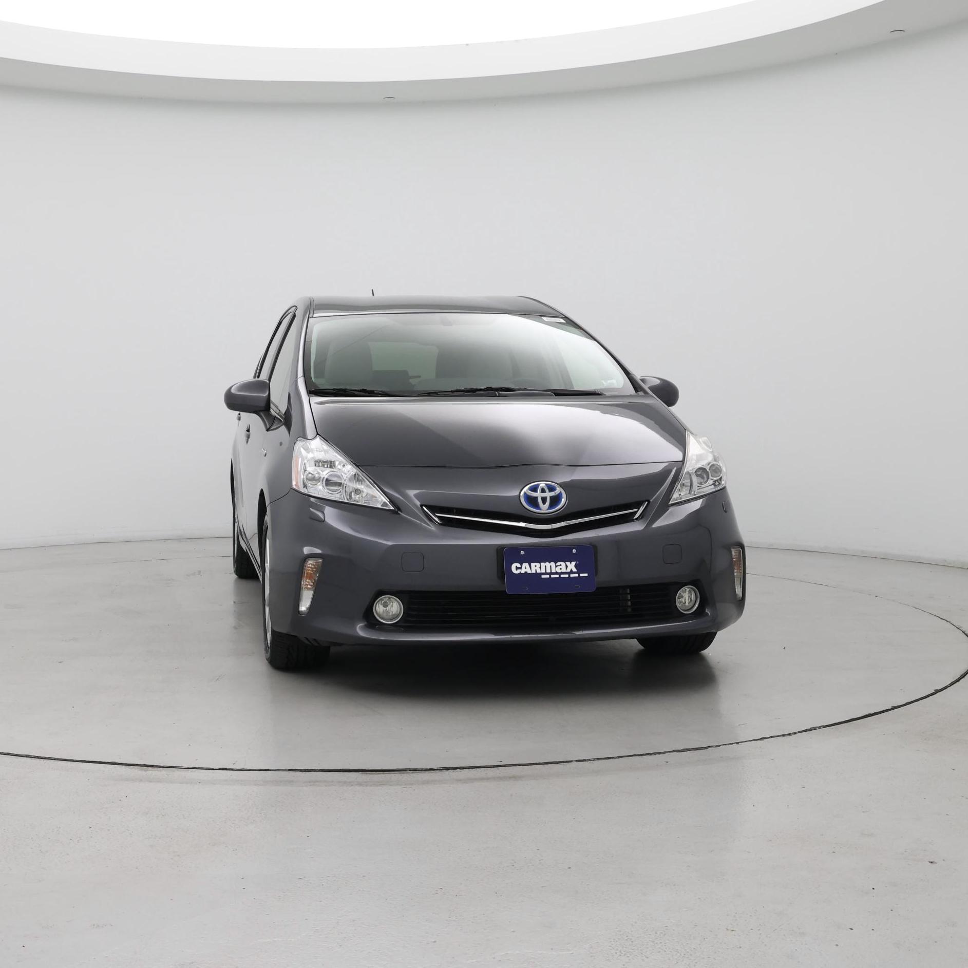Thumbnail: 2014 Toyota Prius v - 5