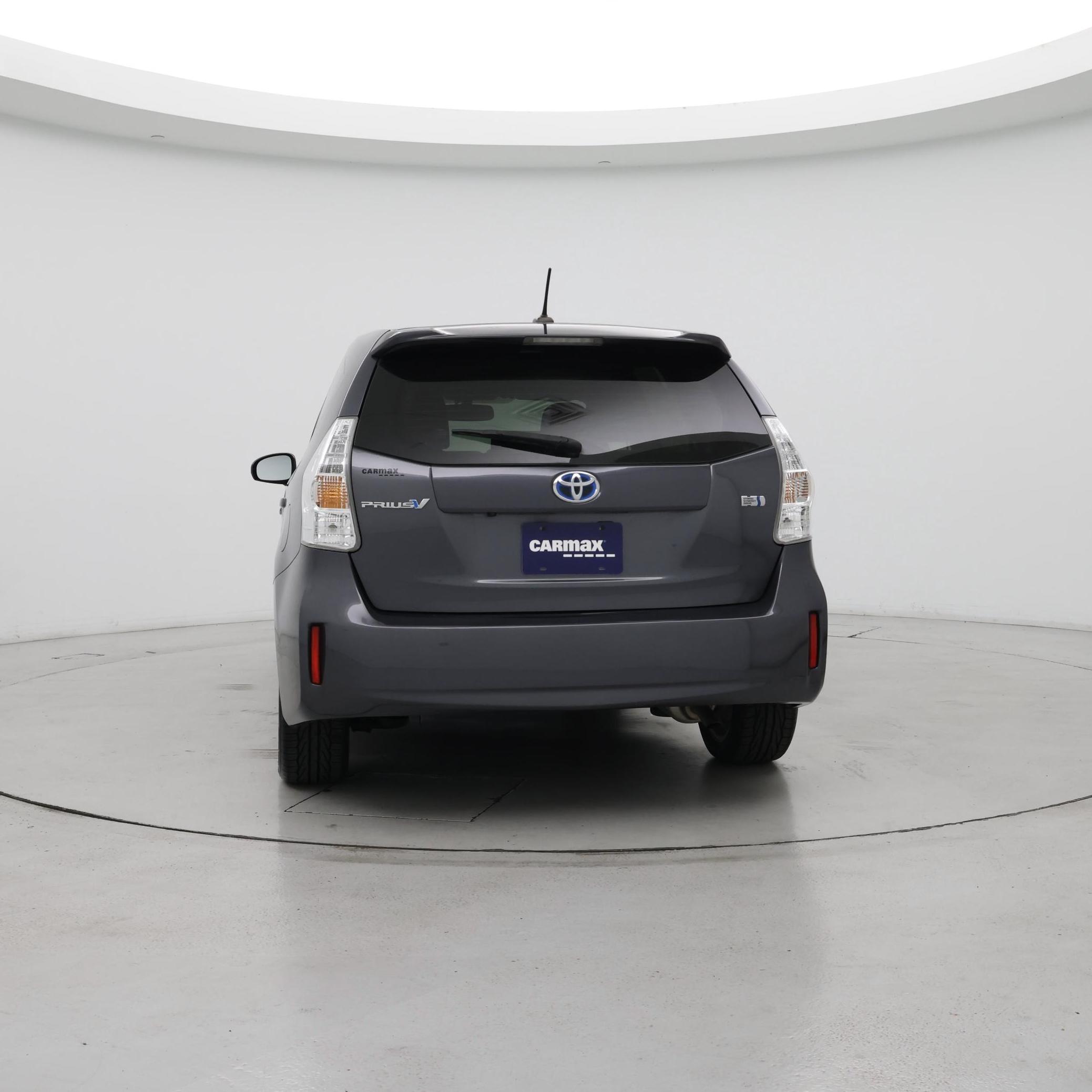 Thumbnail: 2014 Toyota Prius v - 6