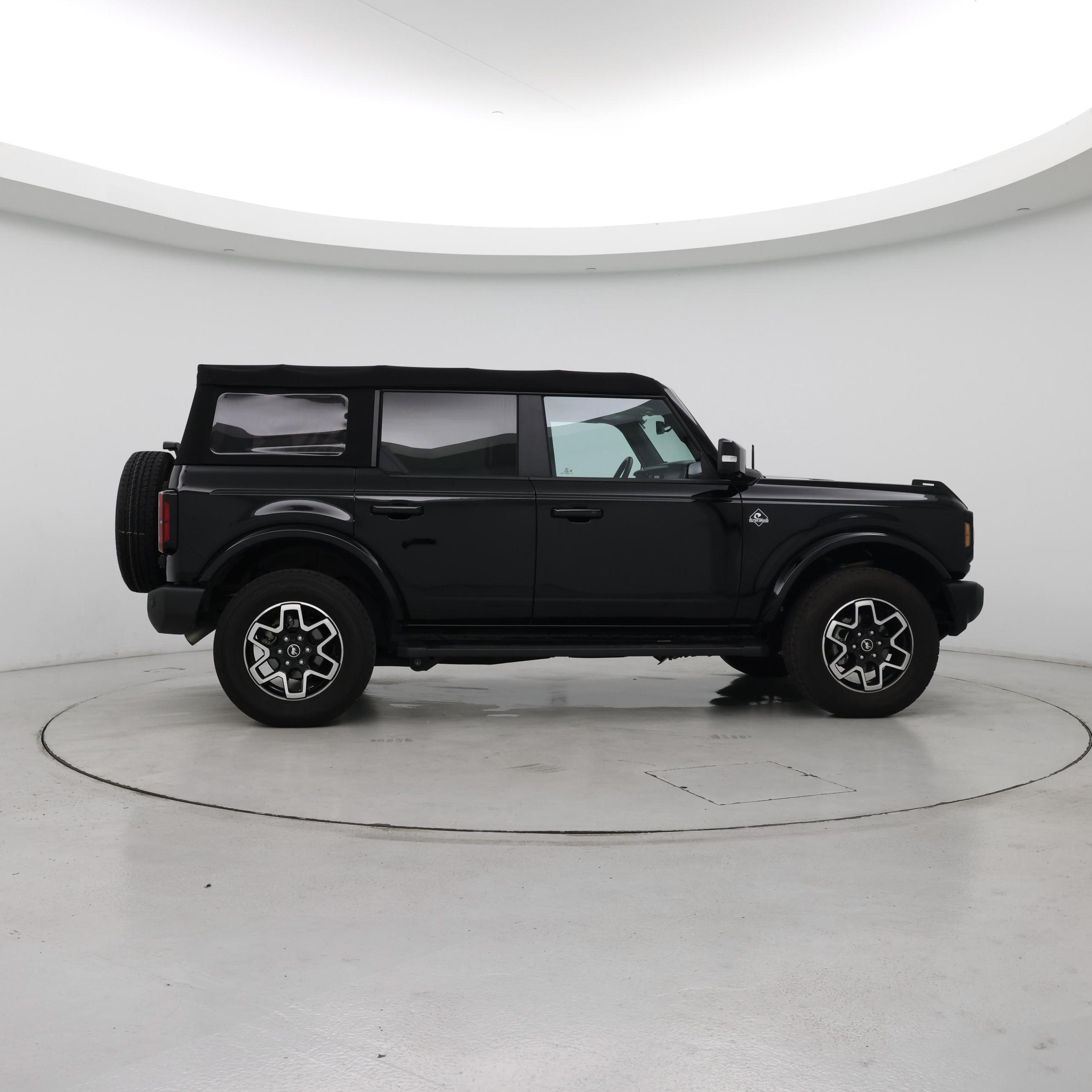 Thumbnail: 2022 Ford Bronco - 7