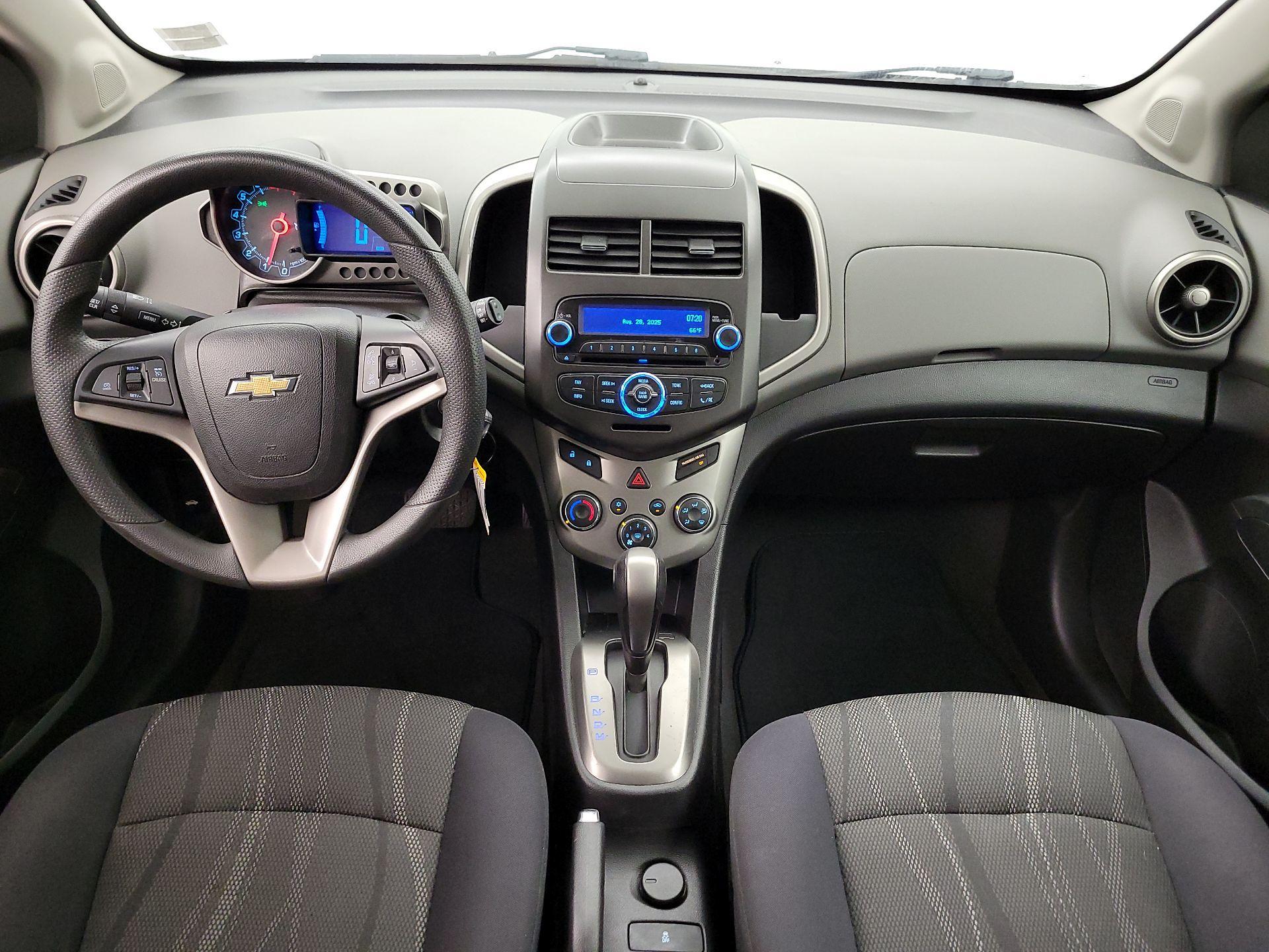 Thumbnail: 2014 Chevrolet Sonic - 9