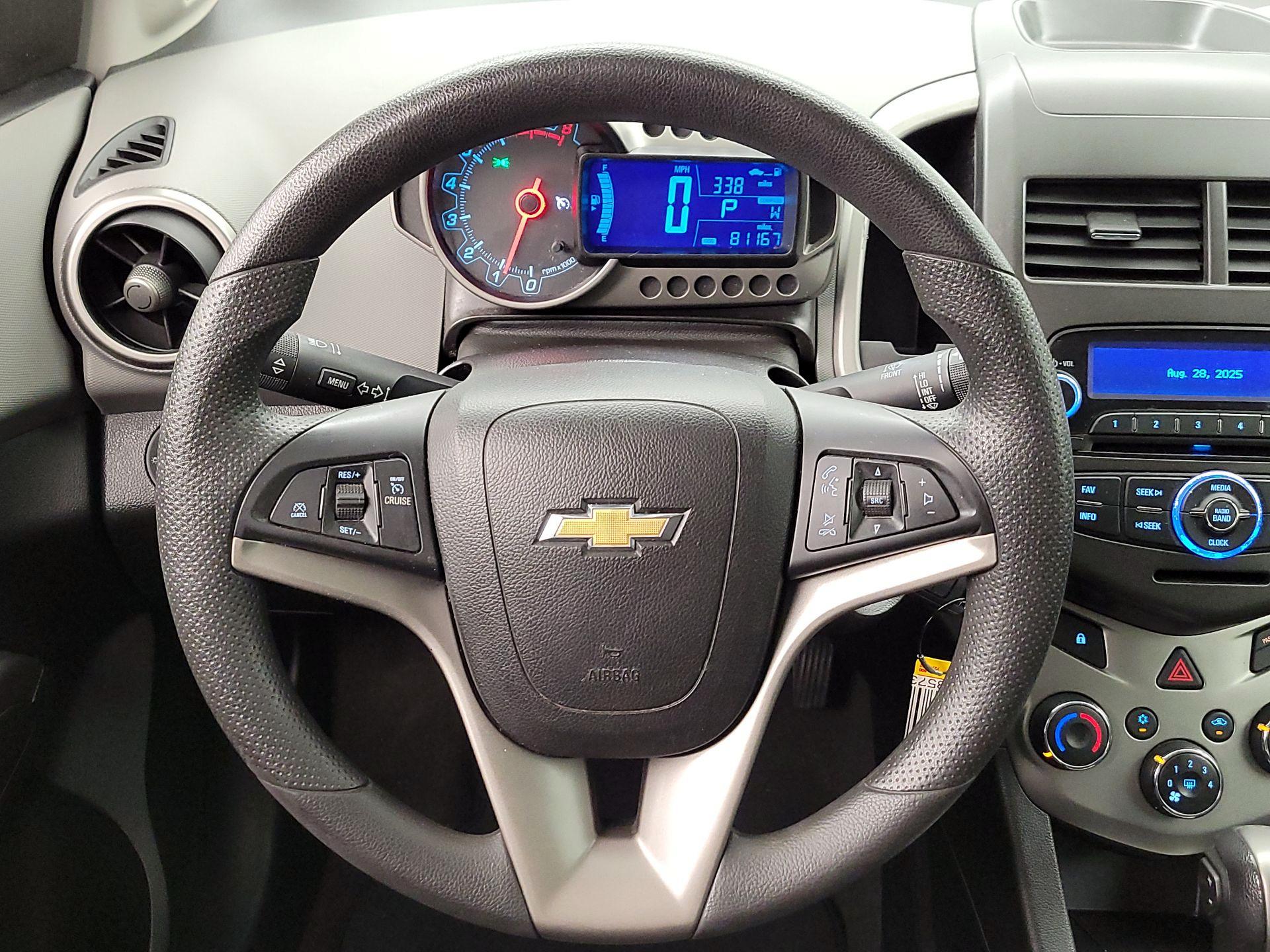 Thumbnail: 2014 Chevrolet Sonic - 10