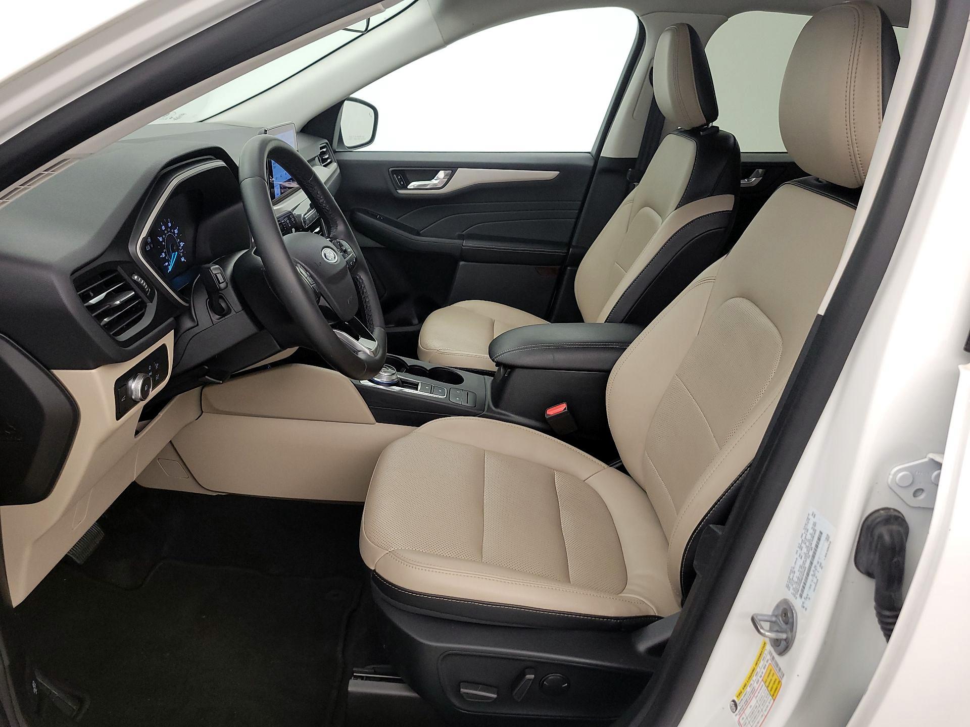 Thumbnail: 2021 Ford Escape - 11