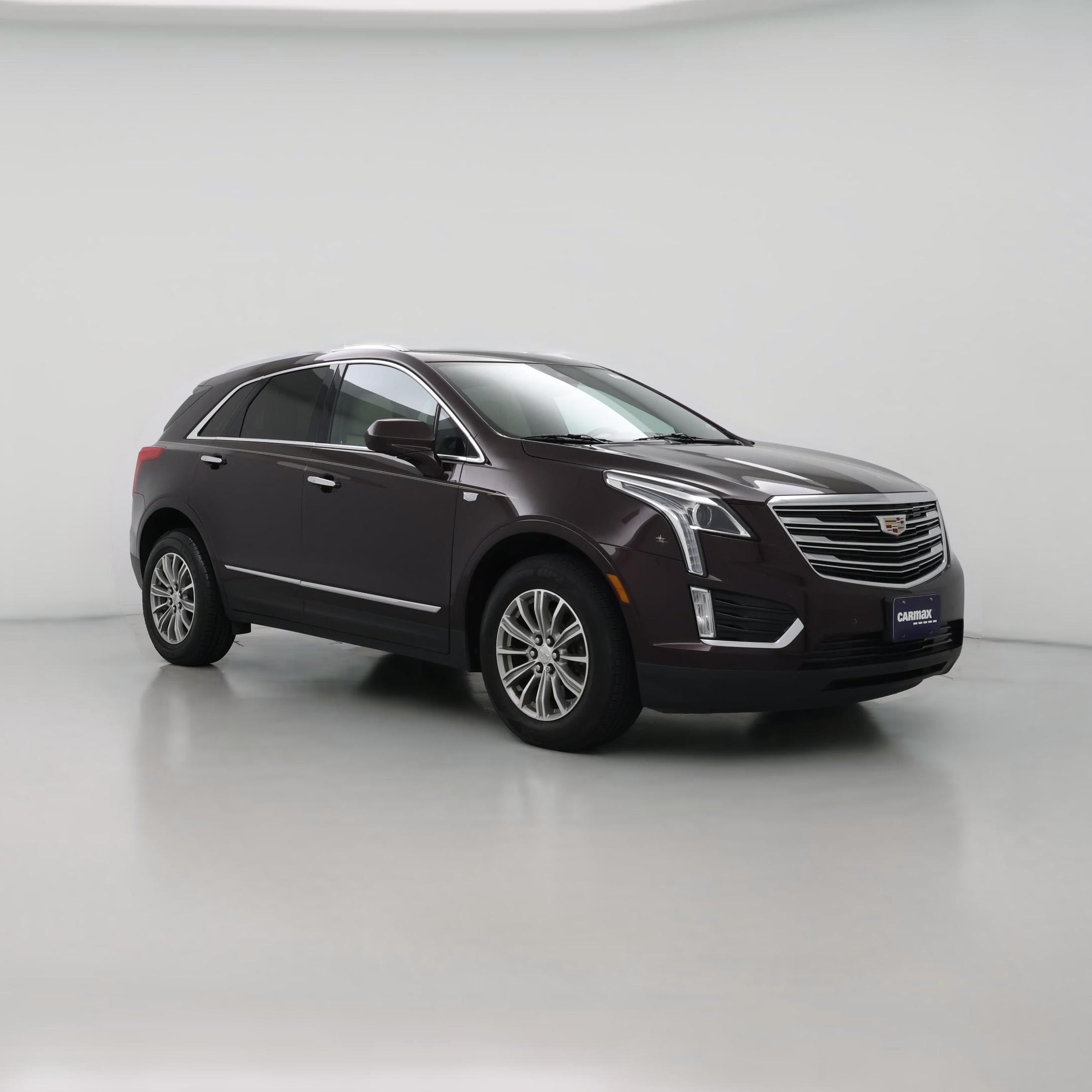 Thumbnail: 2017 Cadillac XT5 - 1