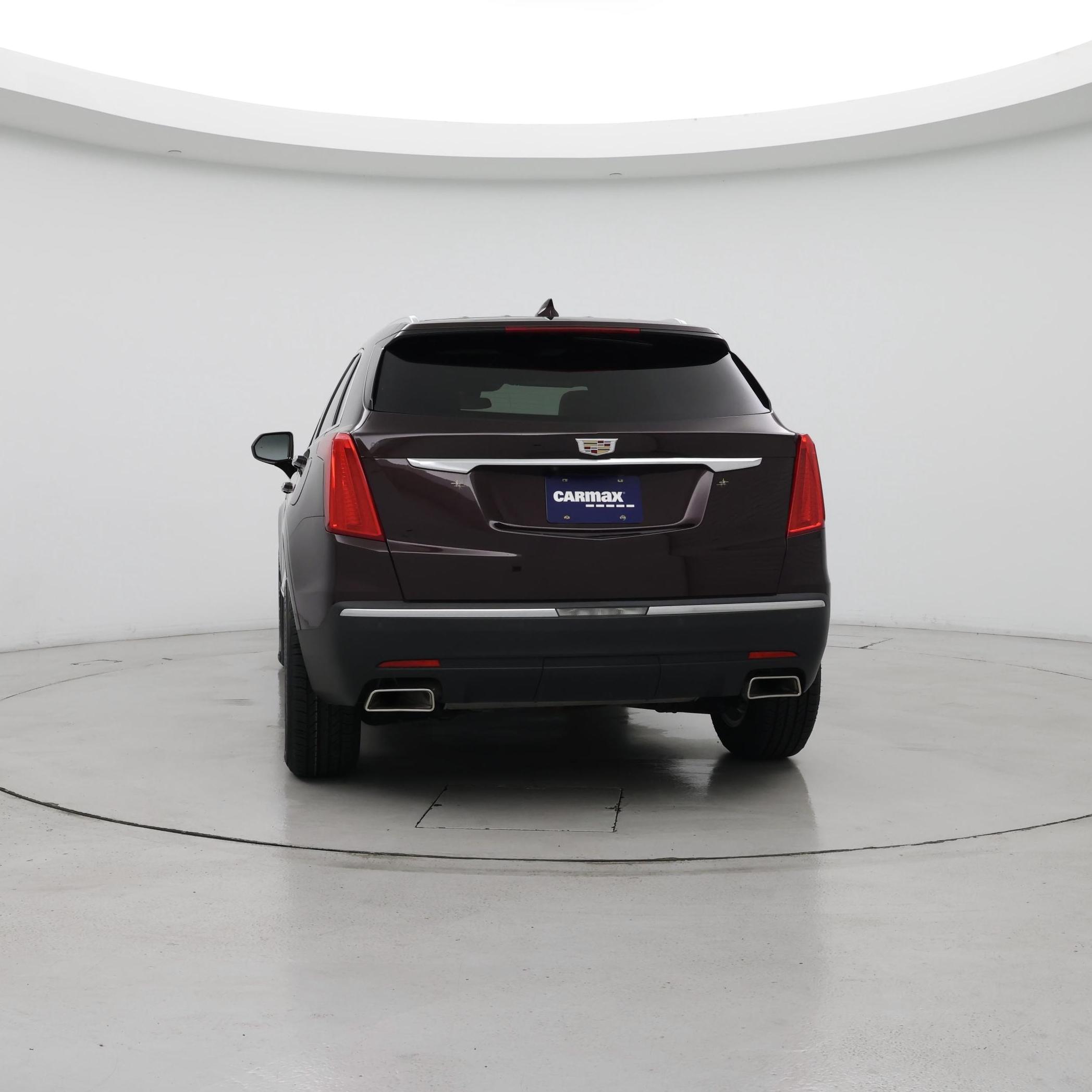 Thumbnail: 2017 Cadillac XT5 - 6