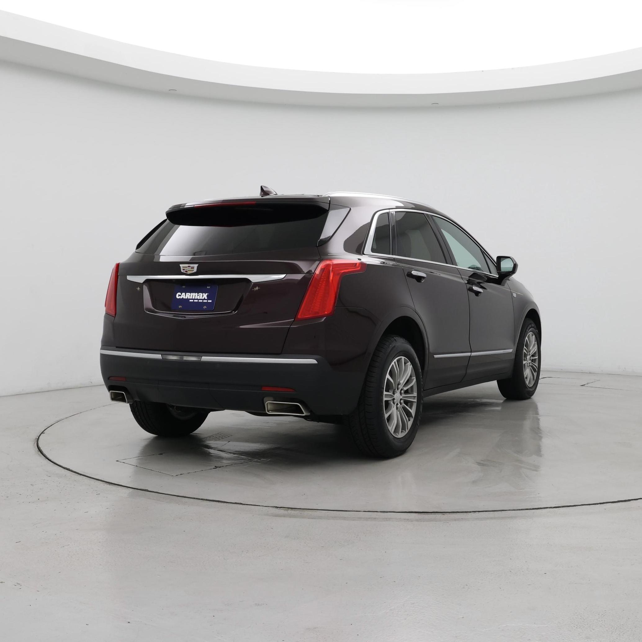 Thumbnail: 2017 Cadillac XT5 - 8