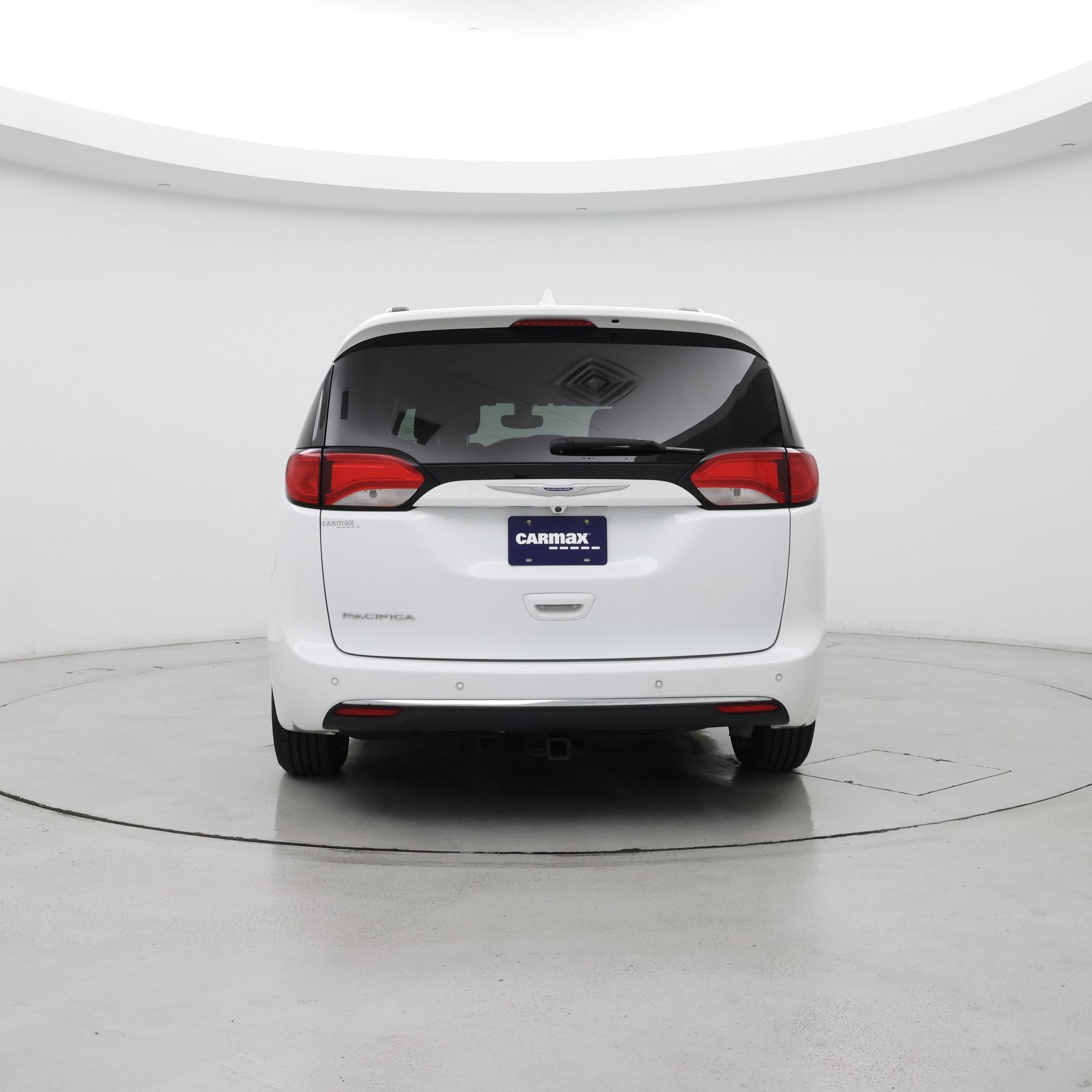 Thumbnail: 2019 Chrysler Pacifica - 6