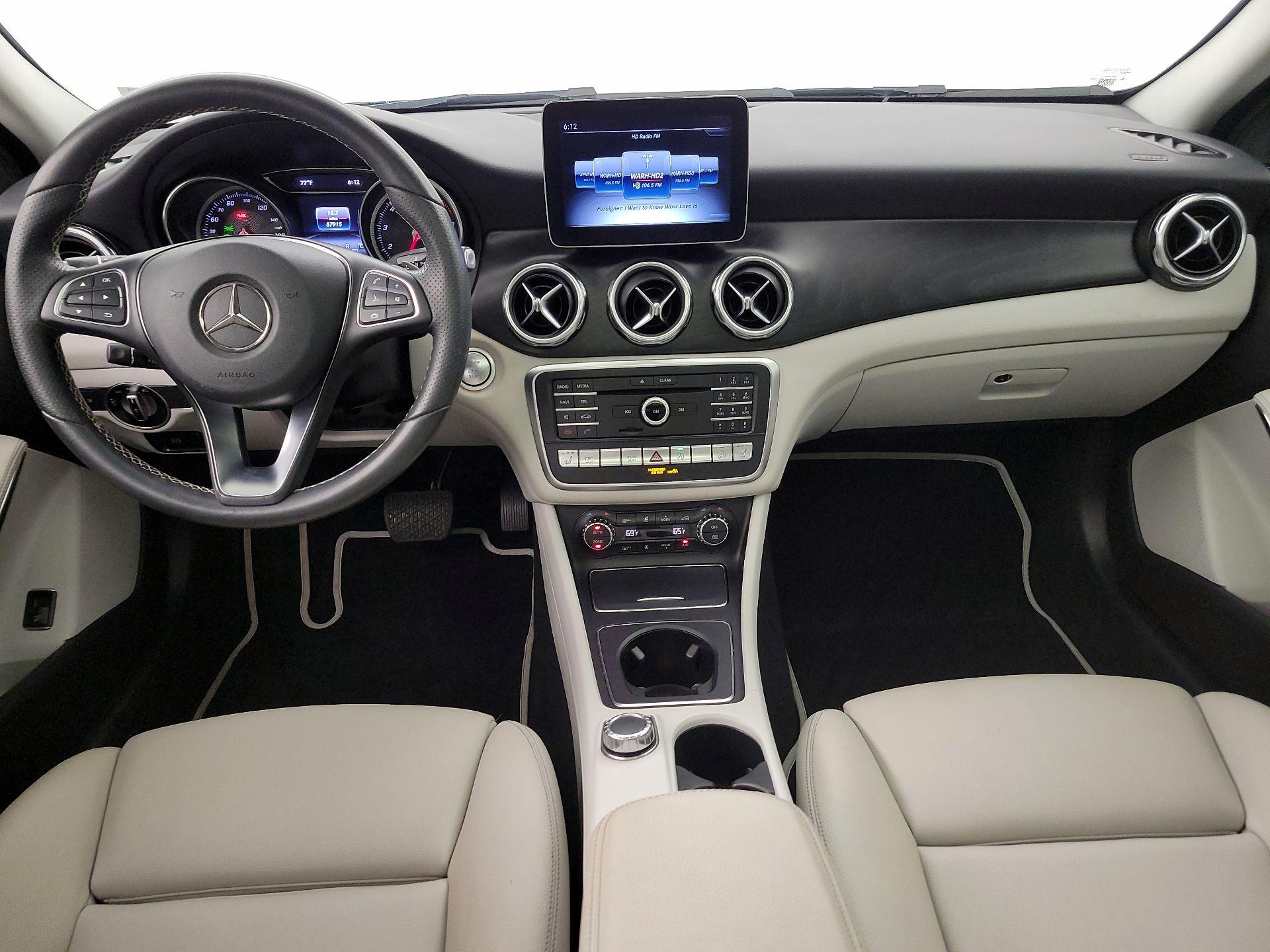 Thumbnail: 2018 Mercedes-Benz GLA - 9