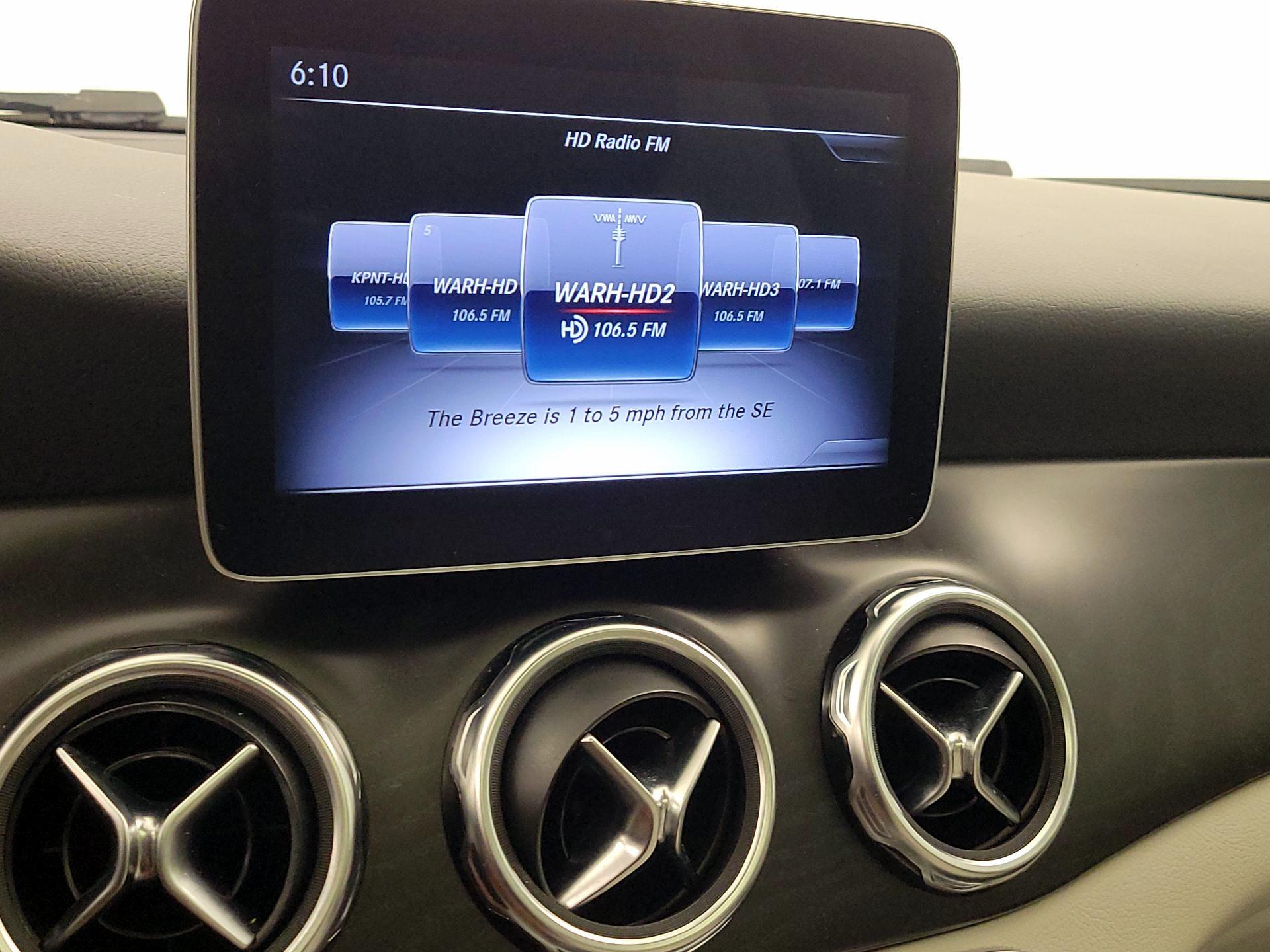 Thumbnail: 2018 Mercedes-Benz GLA - 15