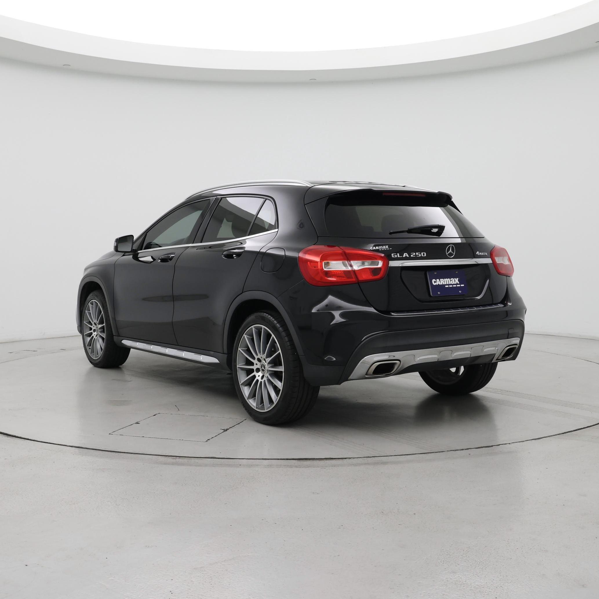 Thumbnail: 2018 Mercedes-Benz GLA - 2