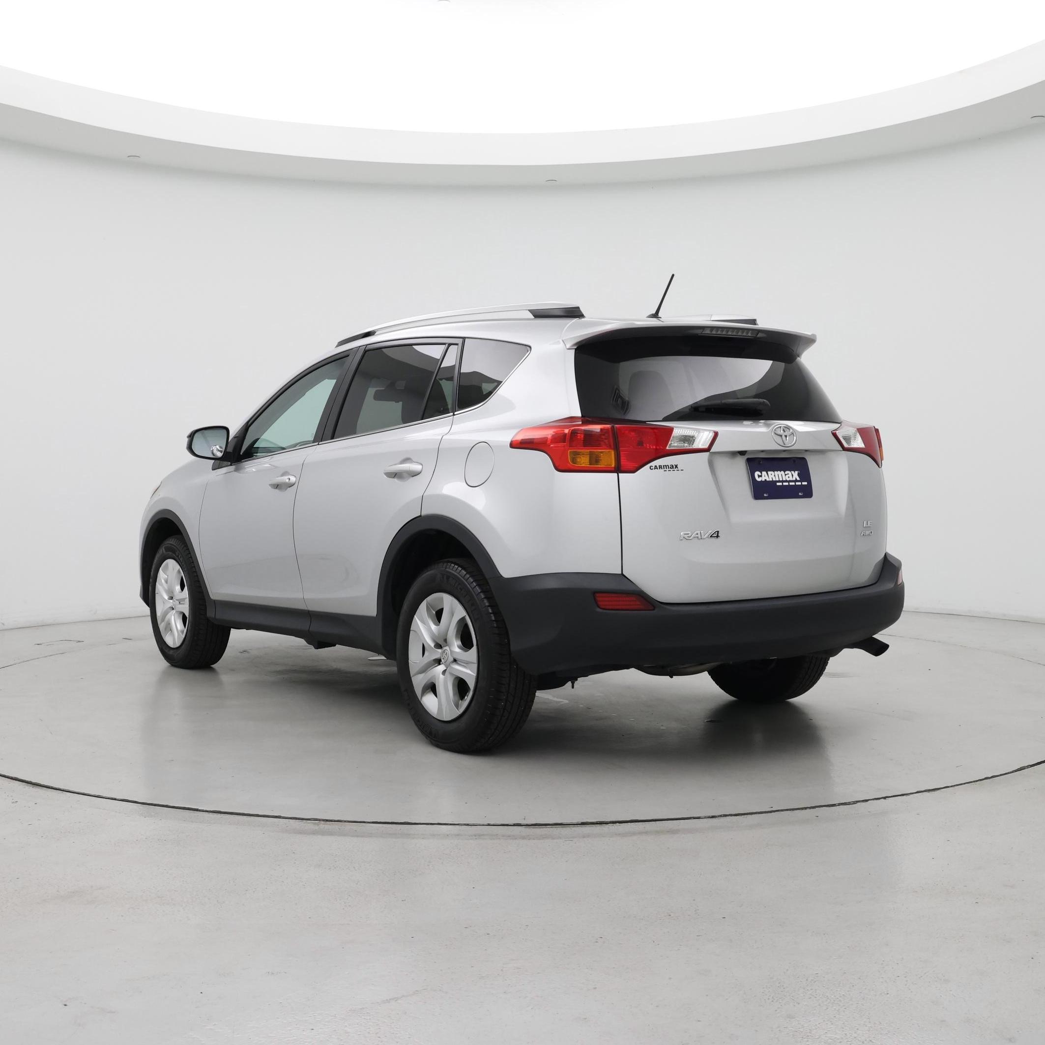 Thumbnail: 2015 Toyota RAV4 - 2